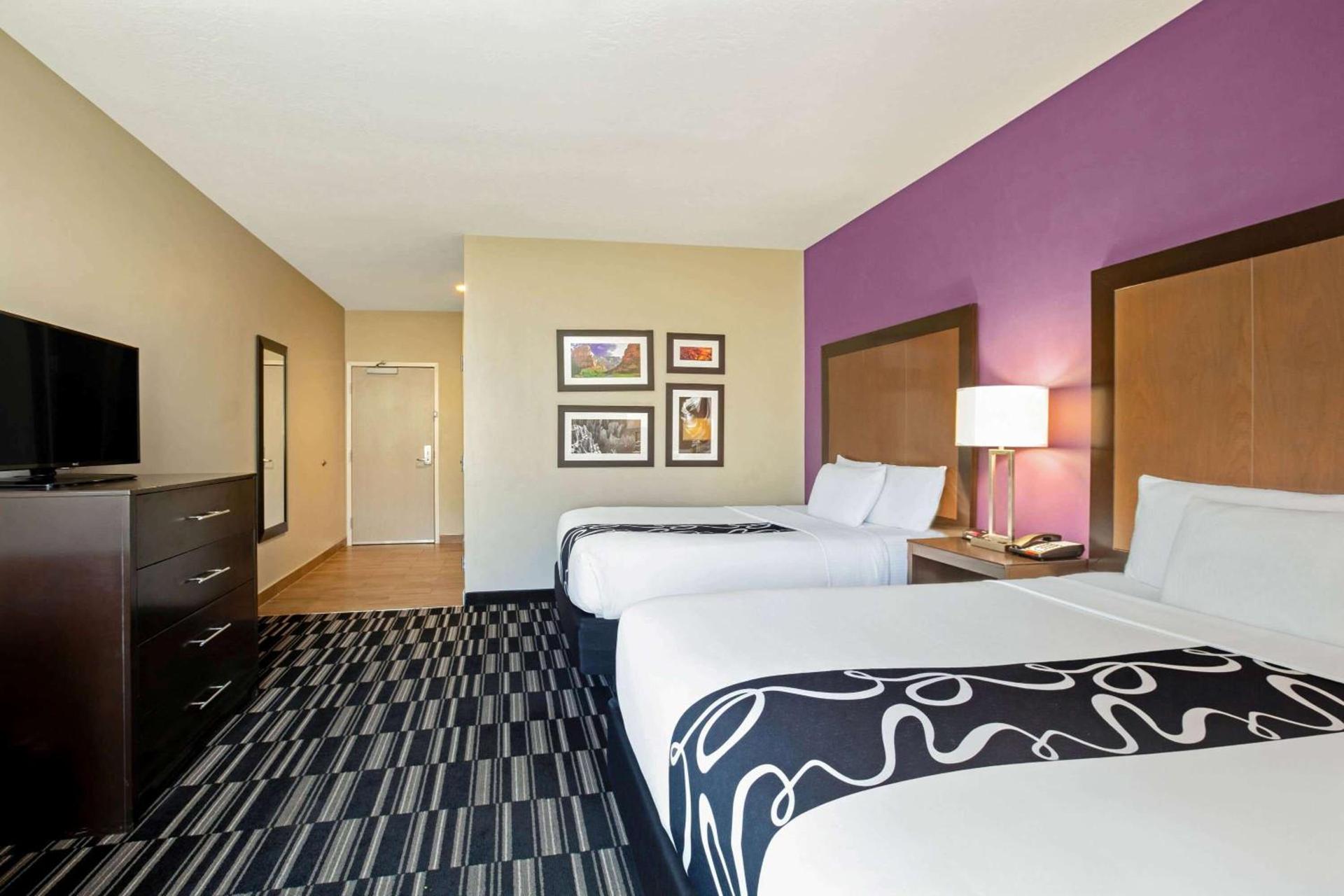 La Quinta by Wyndham Cedar City photo 16