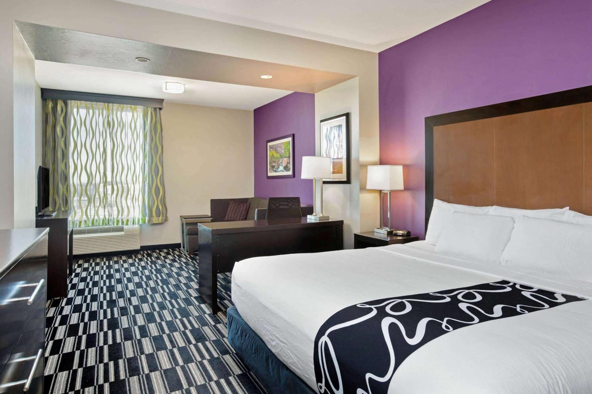 La Quinta by Wyndham Cedar City photo 26