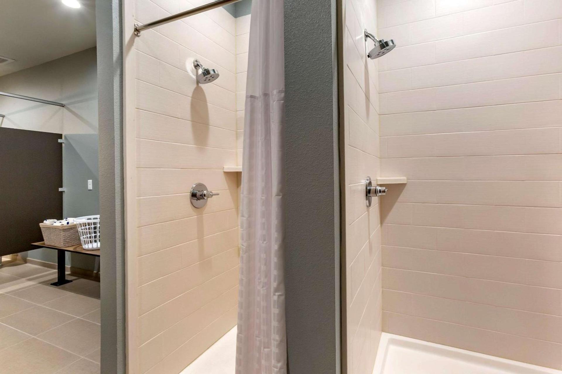 MainStay Suites Carlsbad South photo 26
