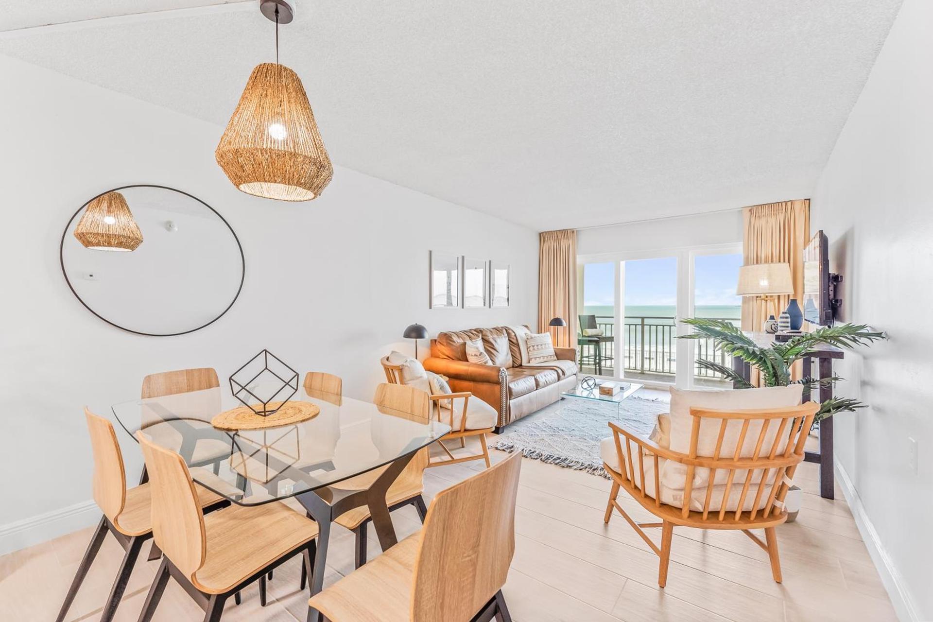 Paradise Beach Club - Oceanfront and Penthouse photo 15