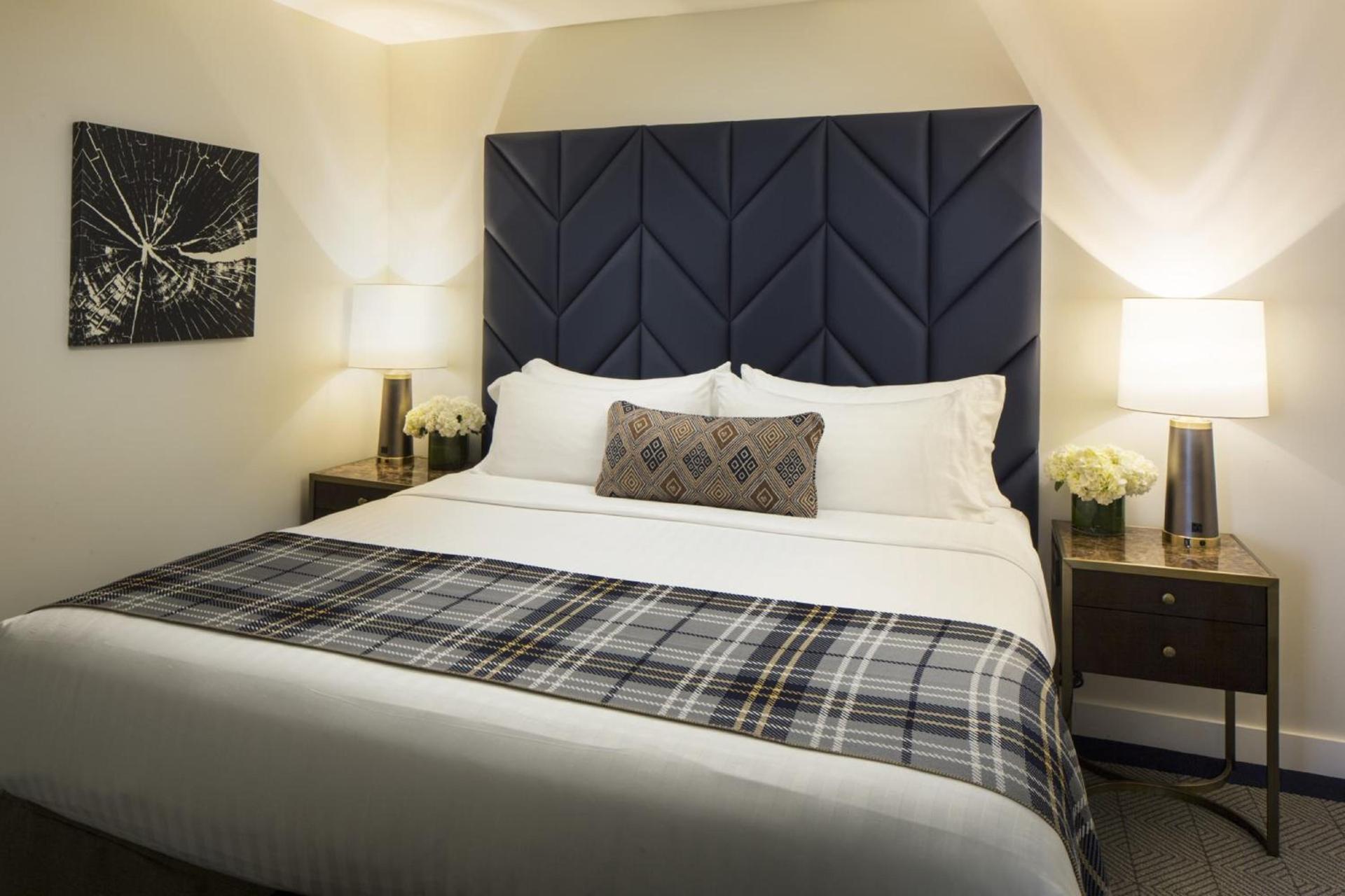 Hotel Indigo Boston Garden by IHG photo 9