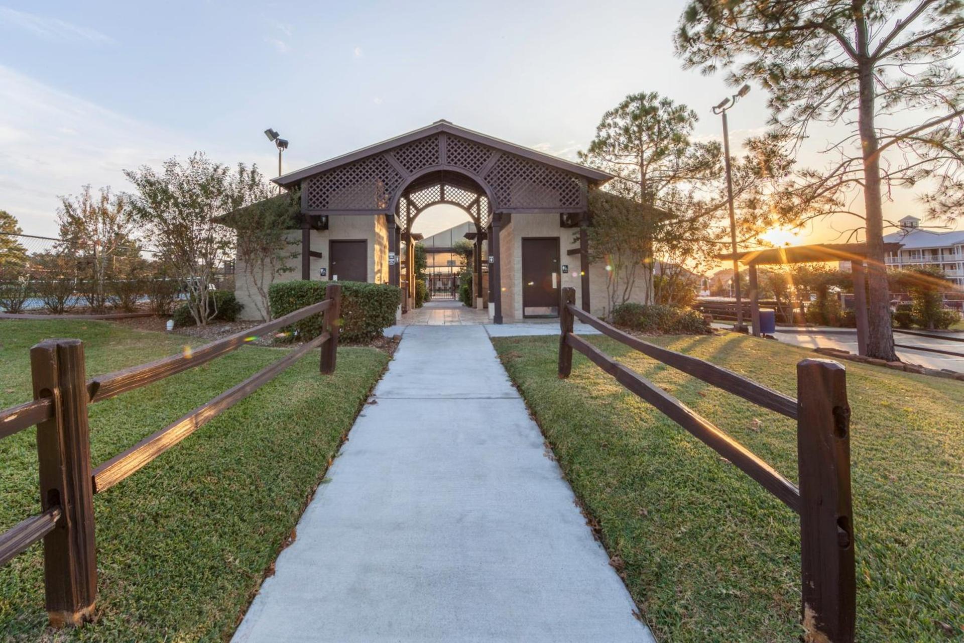 Holiday Inn Club Vacations Piney Shores Resort at Lake Conroe photo 42