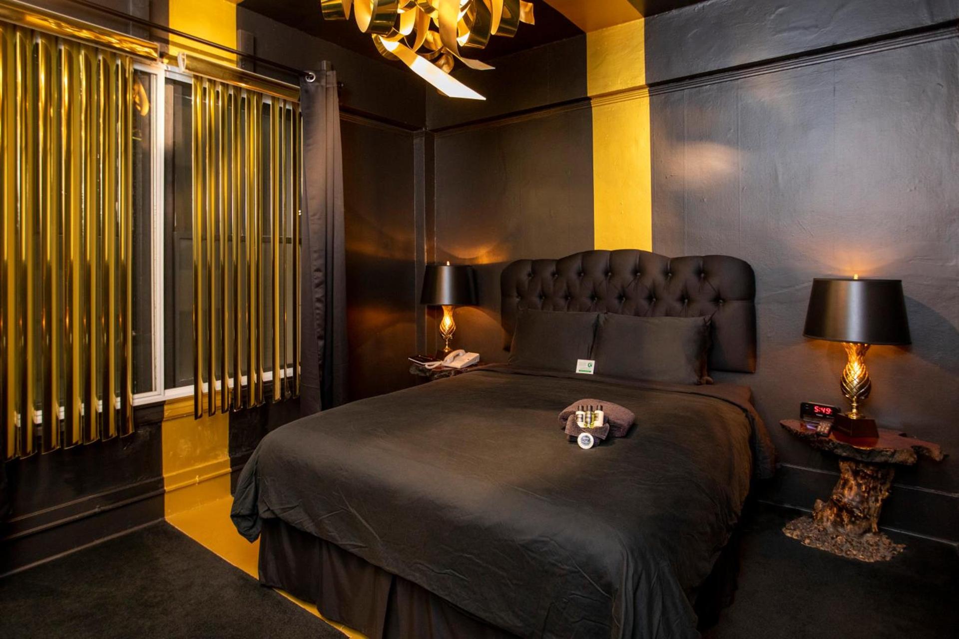 Hotel des Arts photo 10