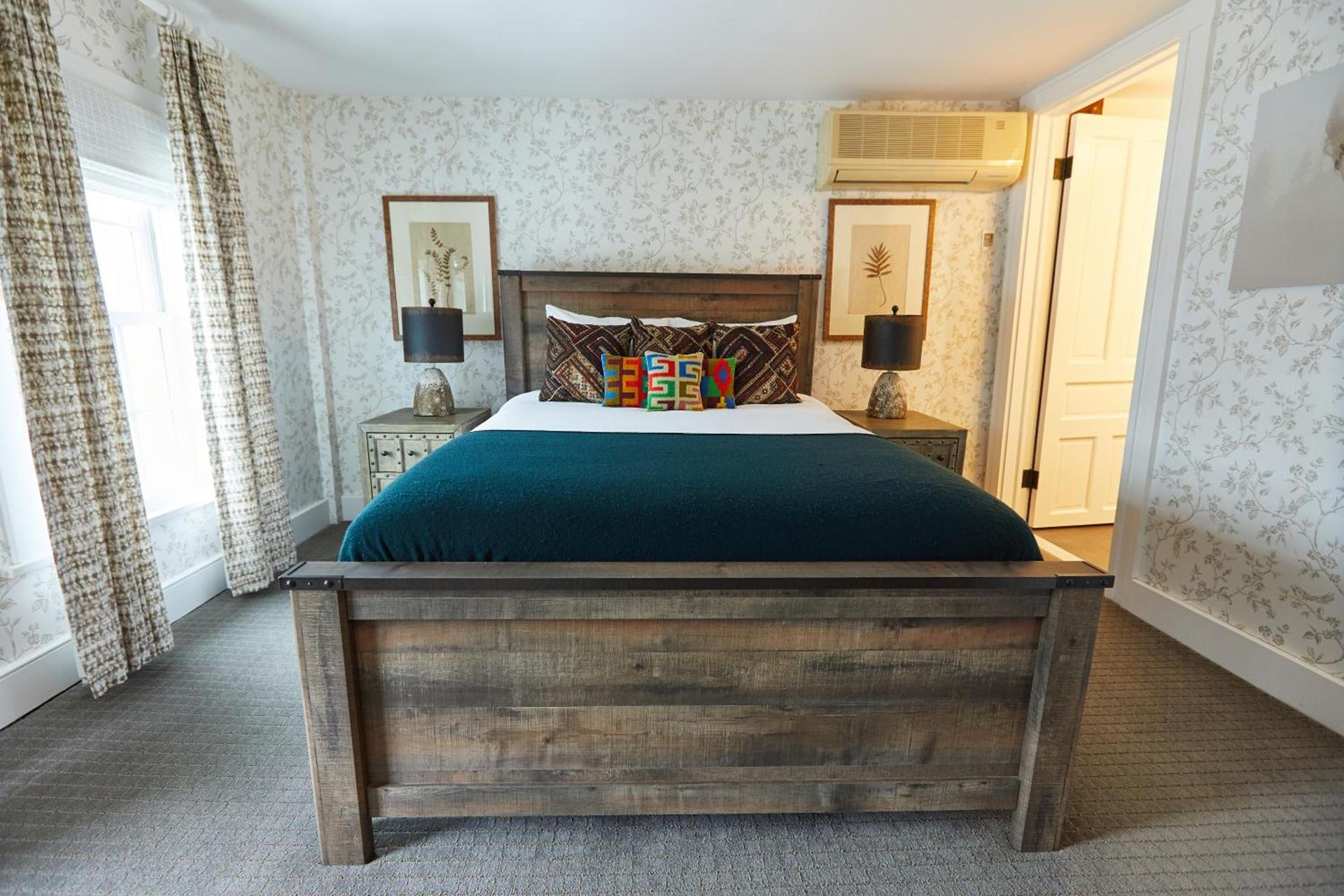 Shelter Harbor Inn photo 13