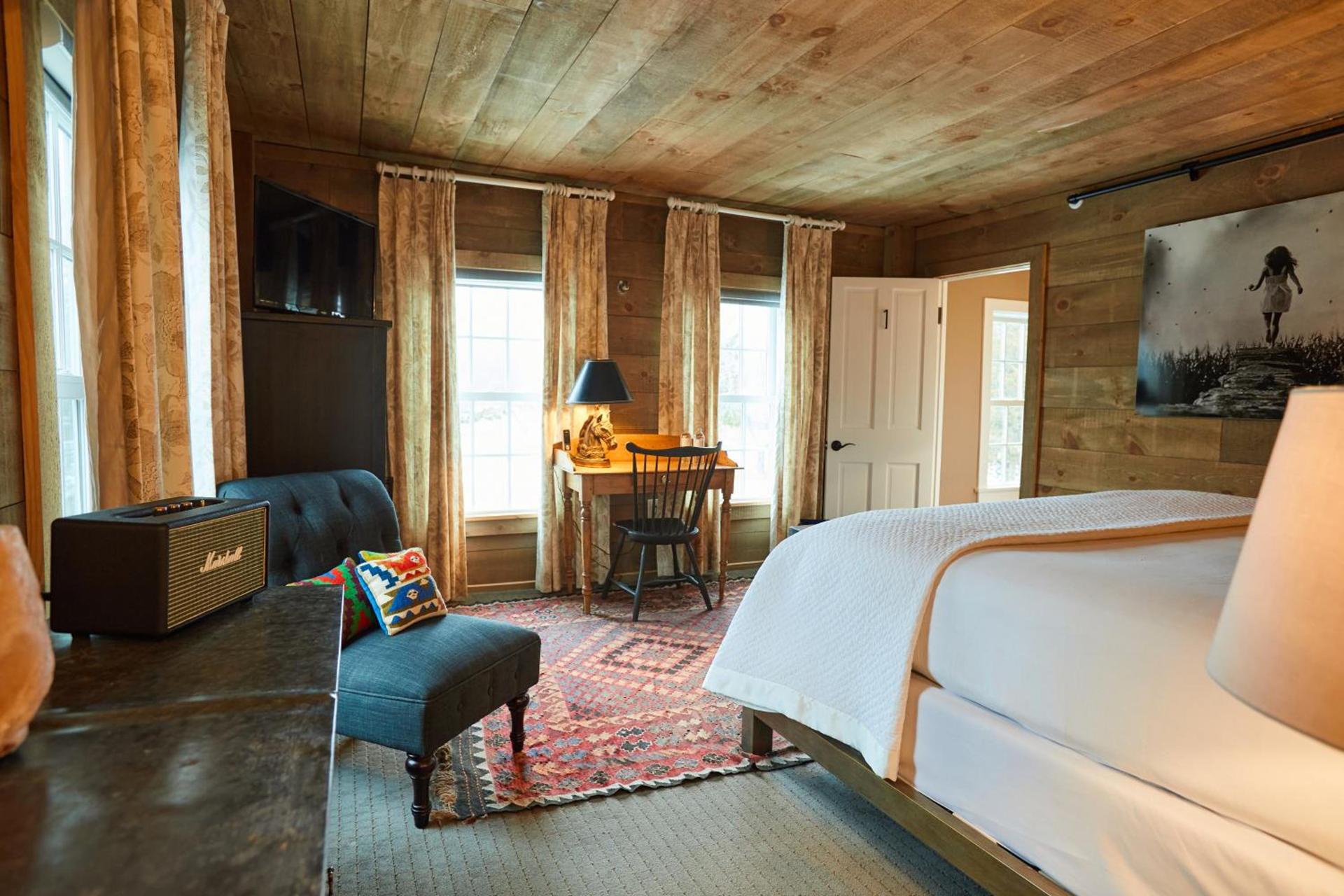 Shelter Harbor Inn photo 9