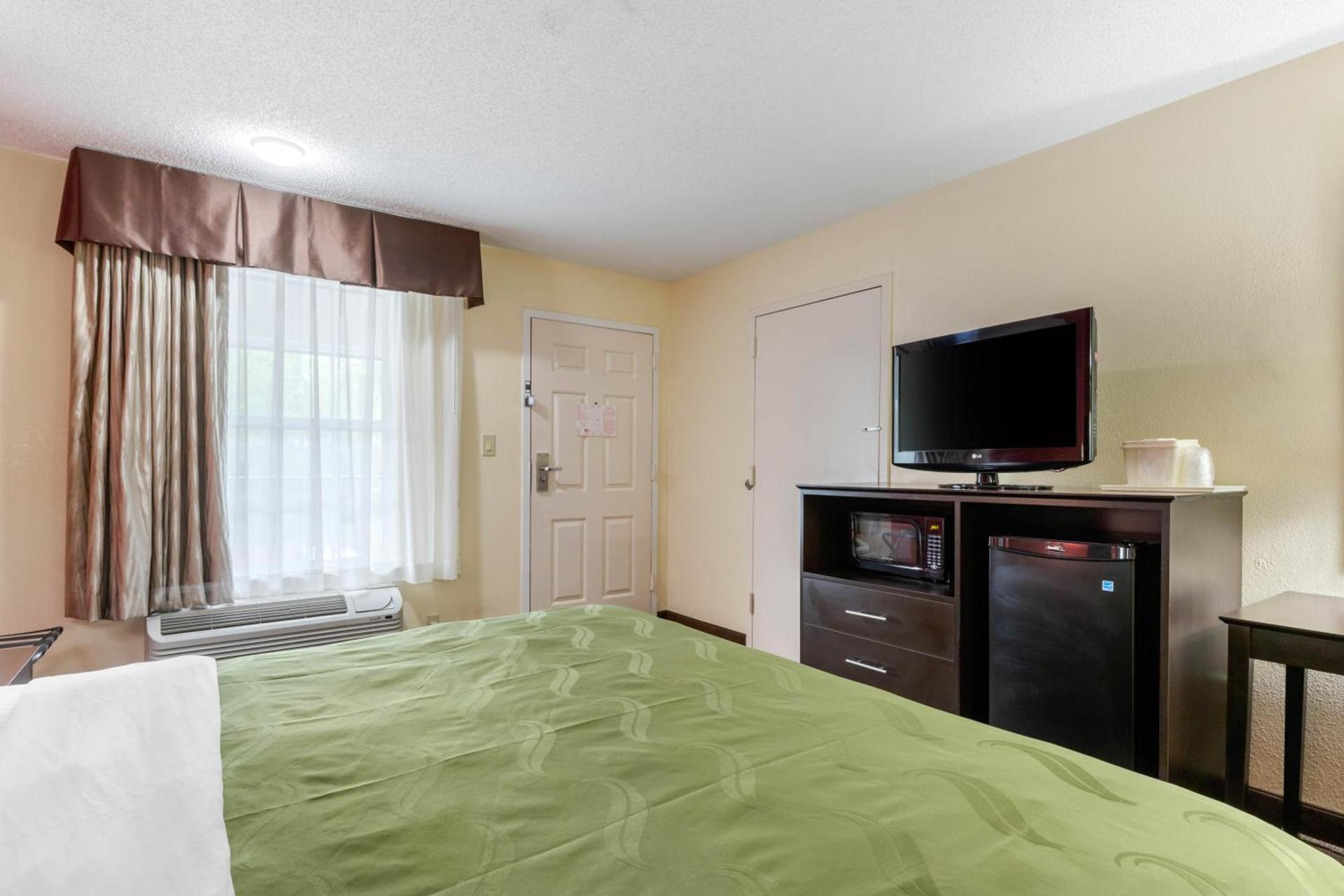 Quality Inn & Suites Lexington photo 27
