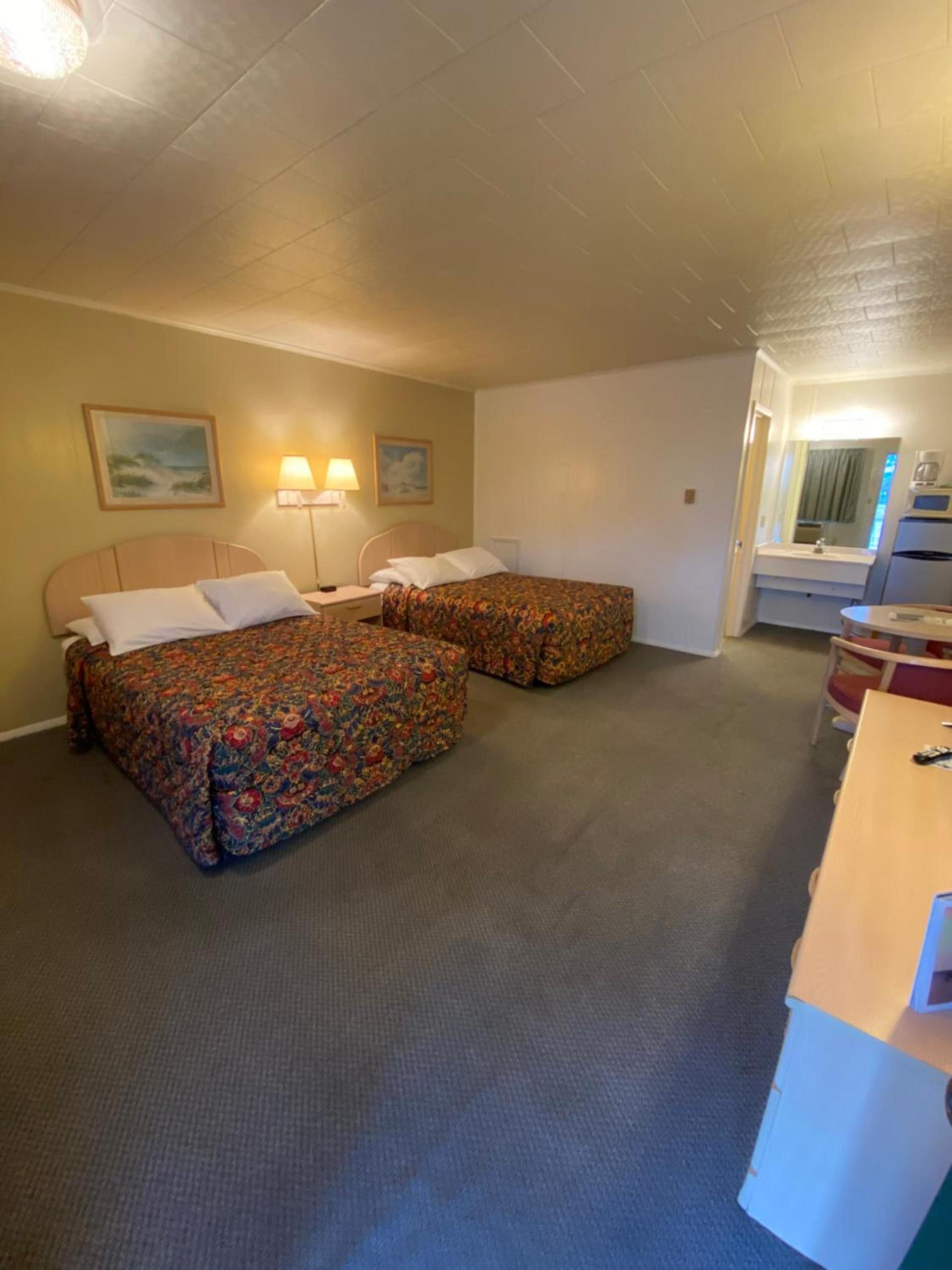 Birchwood inn photo 20