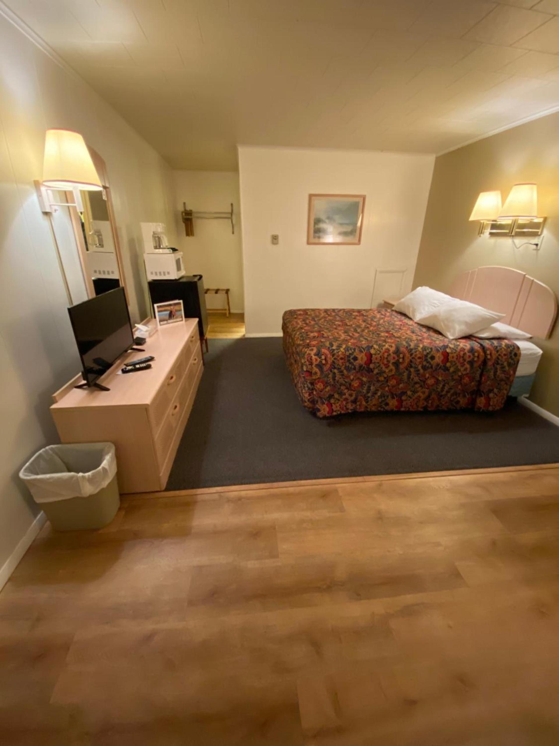Birchwood inn photo 16