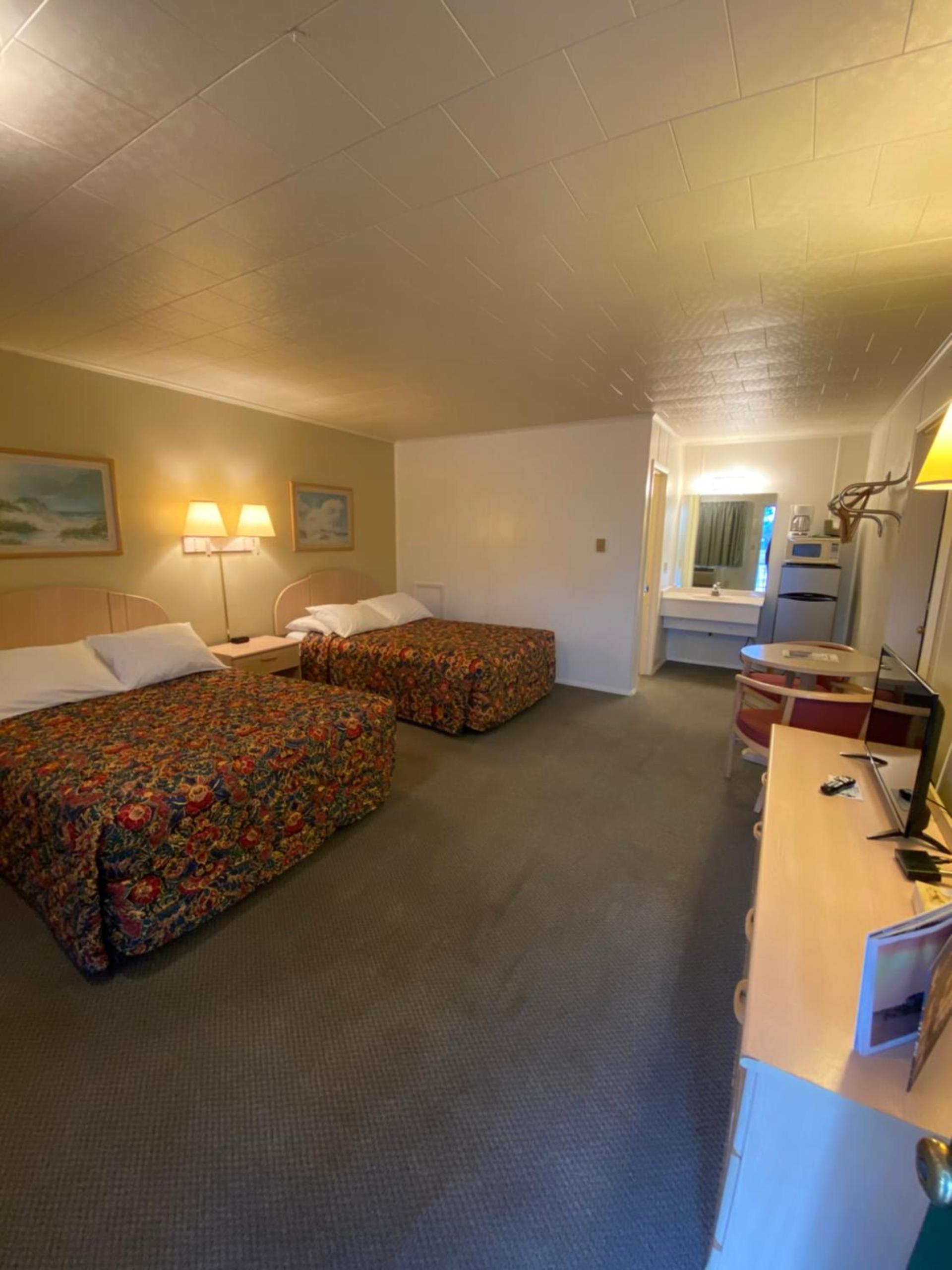 Birchwood inn photo 2