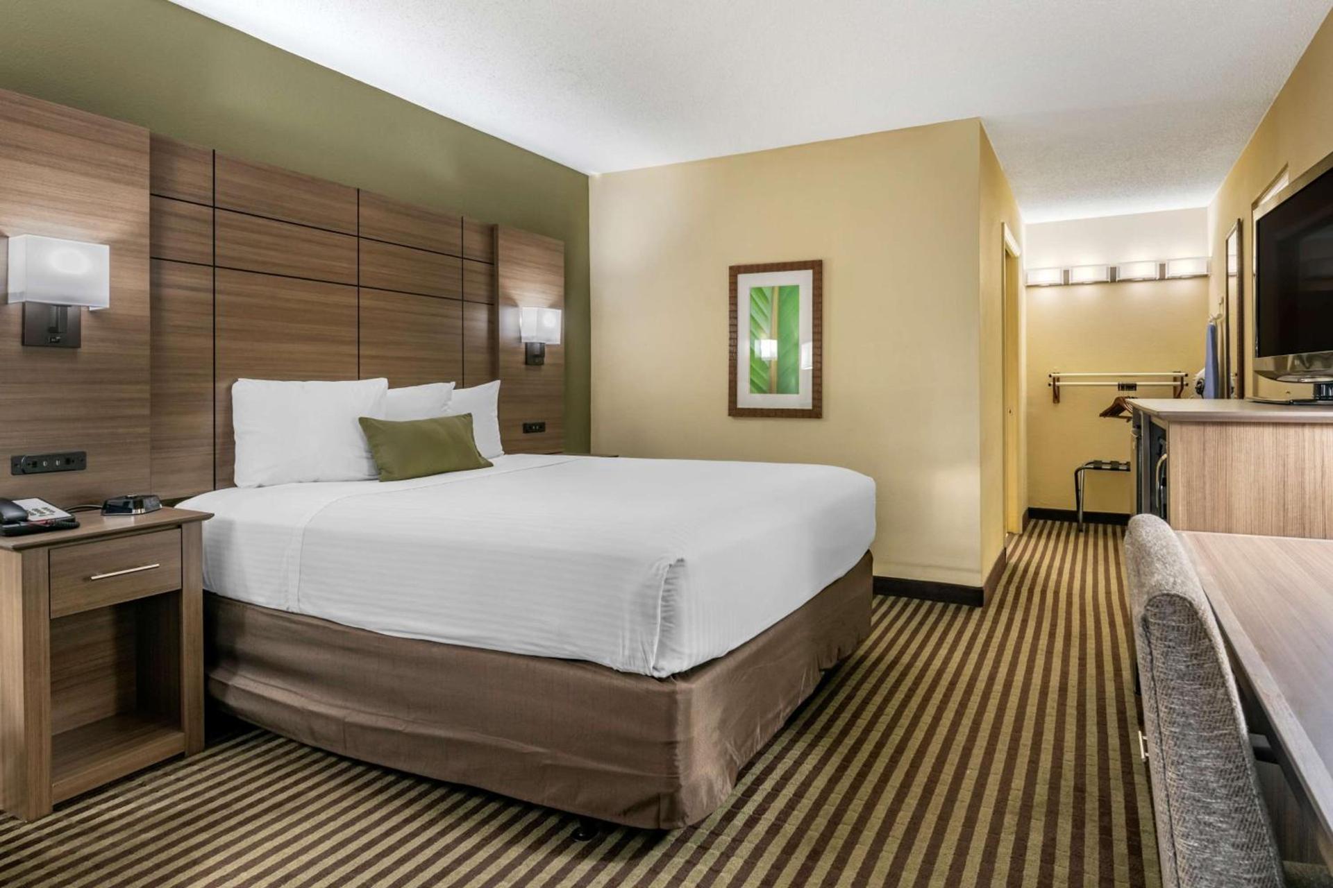 Best Western Downtown Stuart photo 33