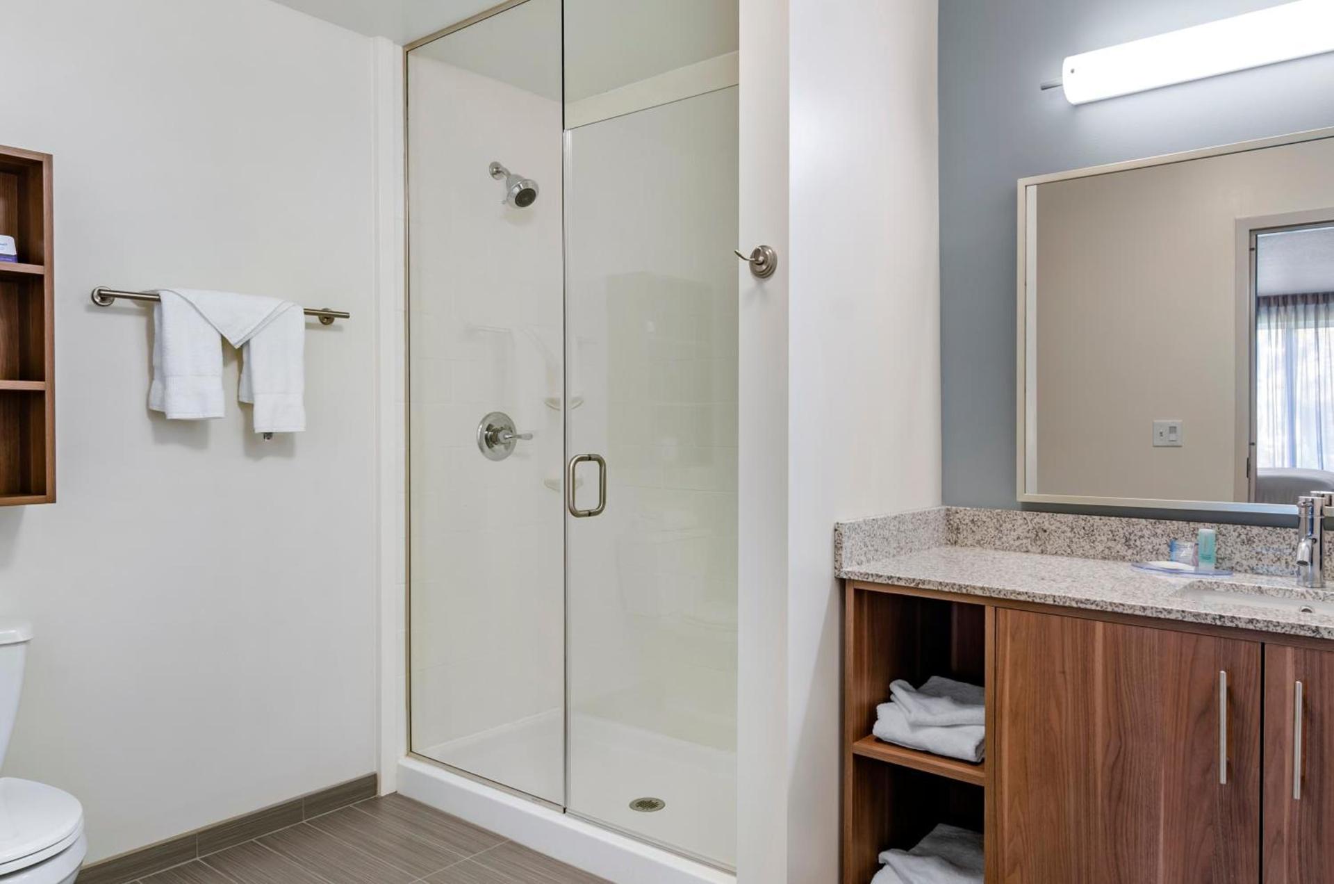 MainStay Suites Great Falls Airport photo 22
