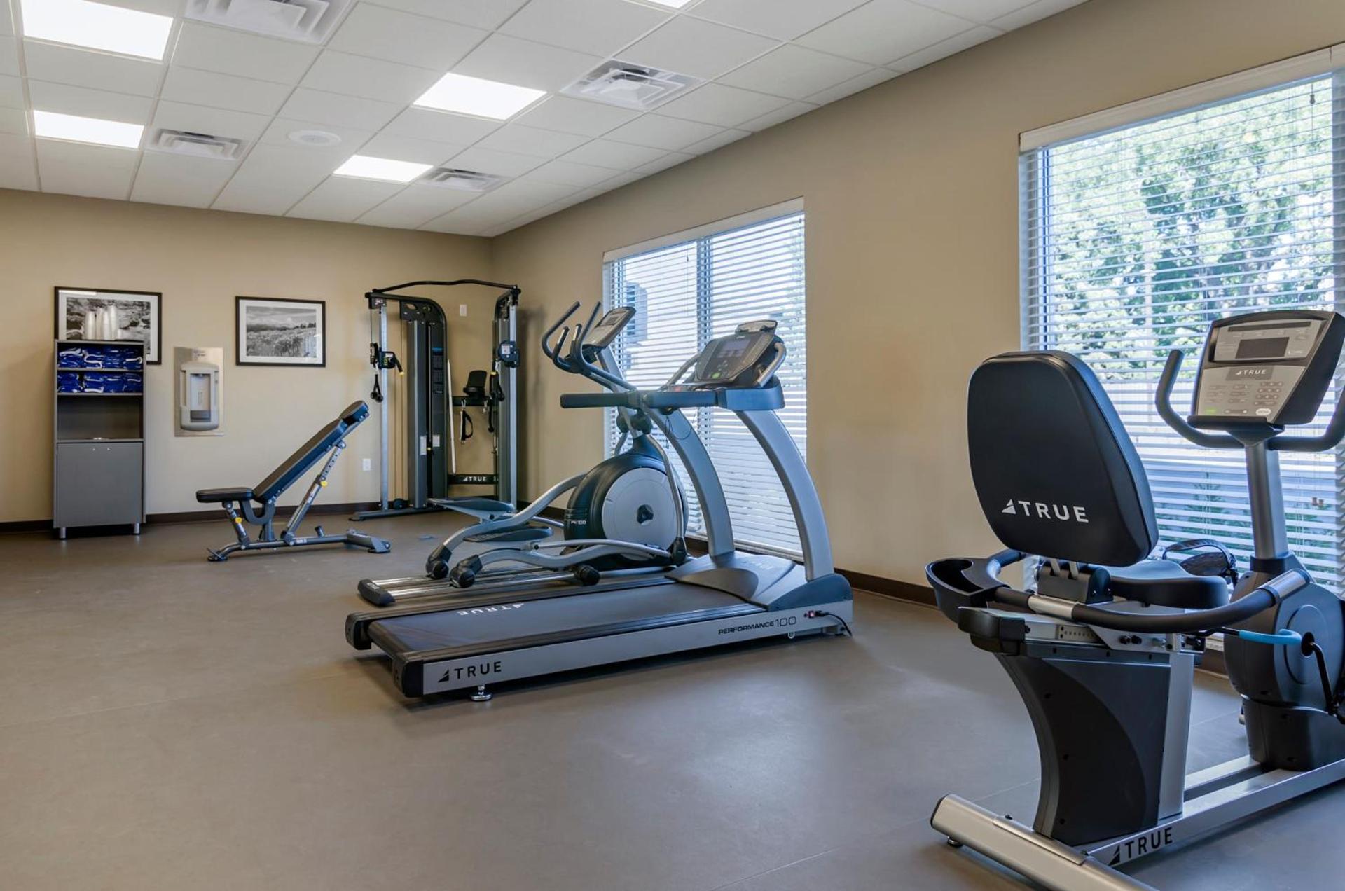 MainStay Suites Great Falls Airport photo 16