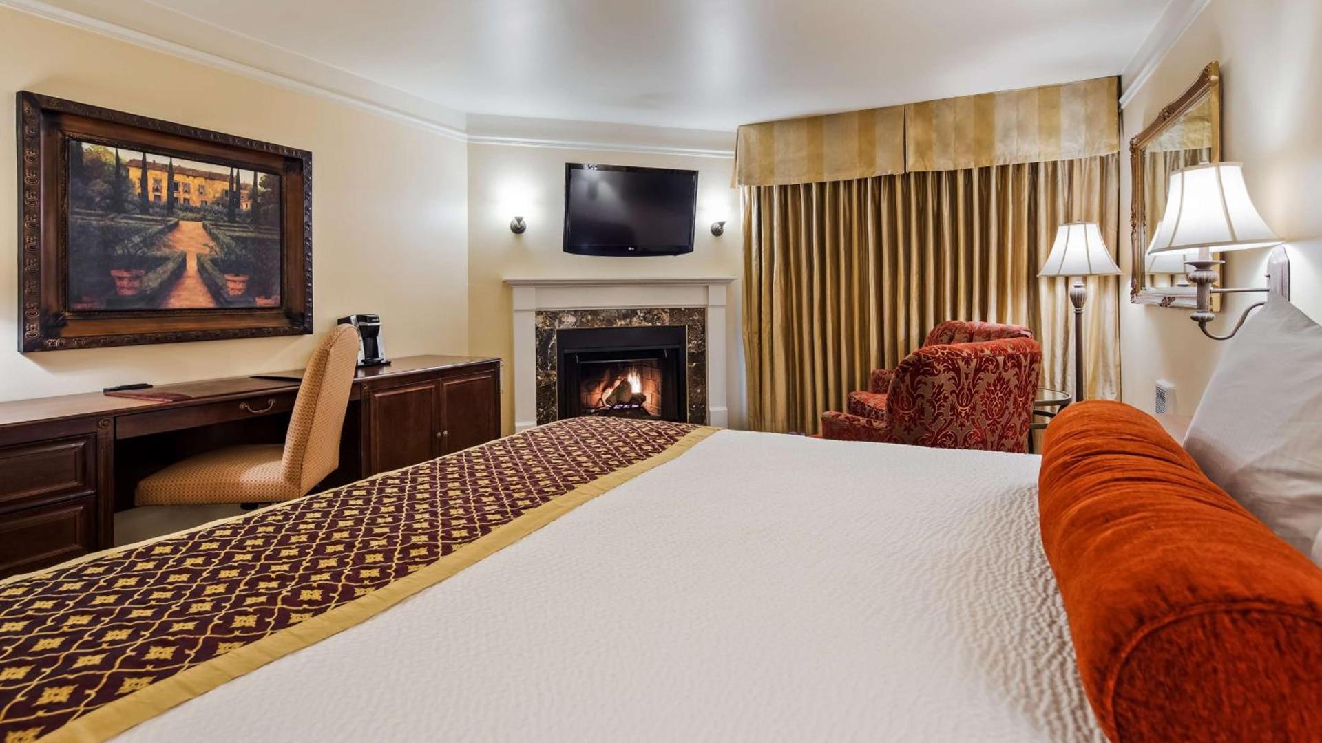 Victorian Inn photo 14