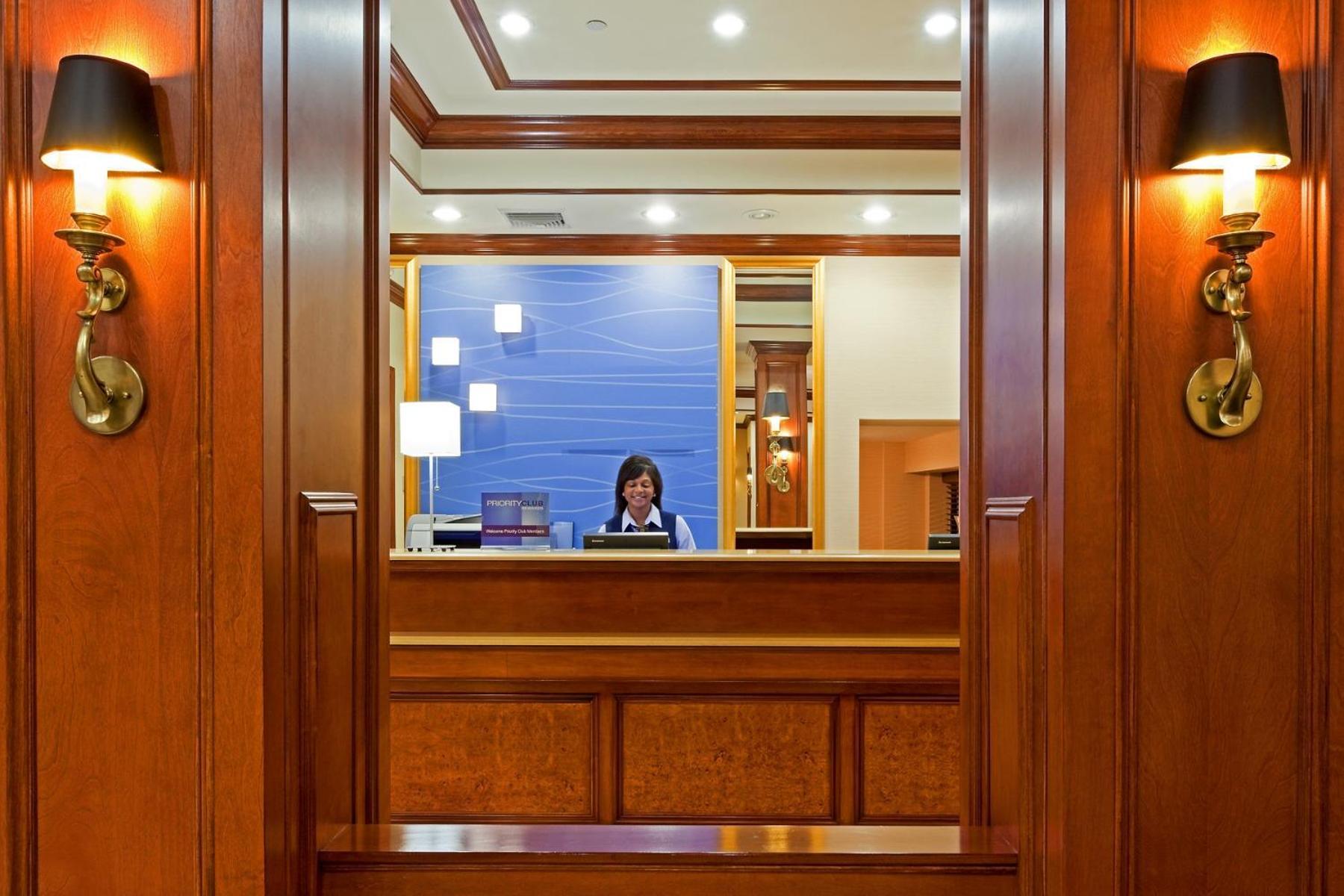 Rockville Centre Hotel - JFK Airport photo 23