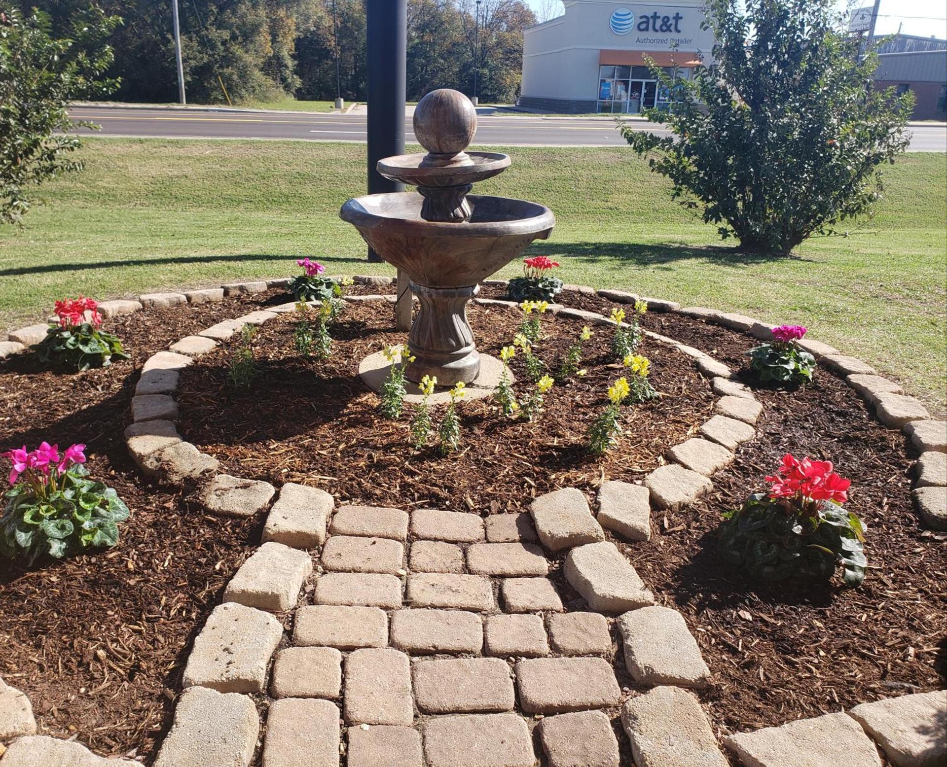Days Inn by Wyndham Lake Village photo 43