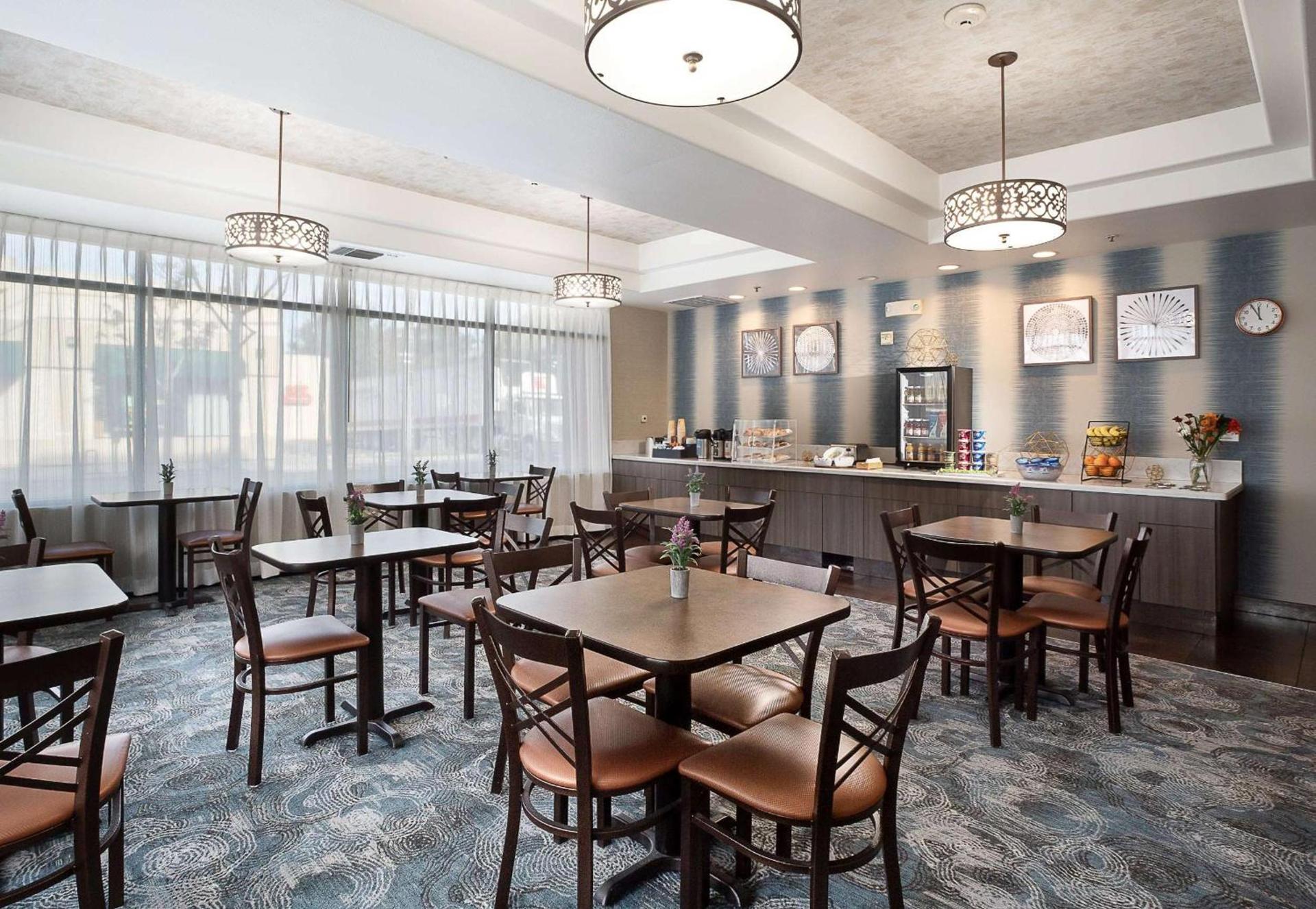 Hawthorn Suites by Wyndham-Oakland/Alameda photo 30