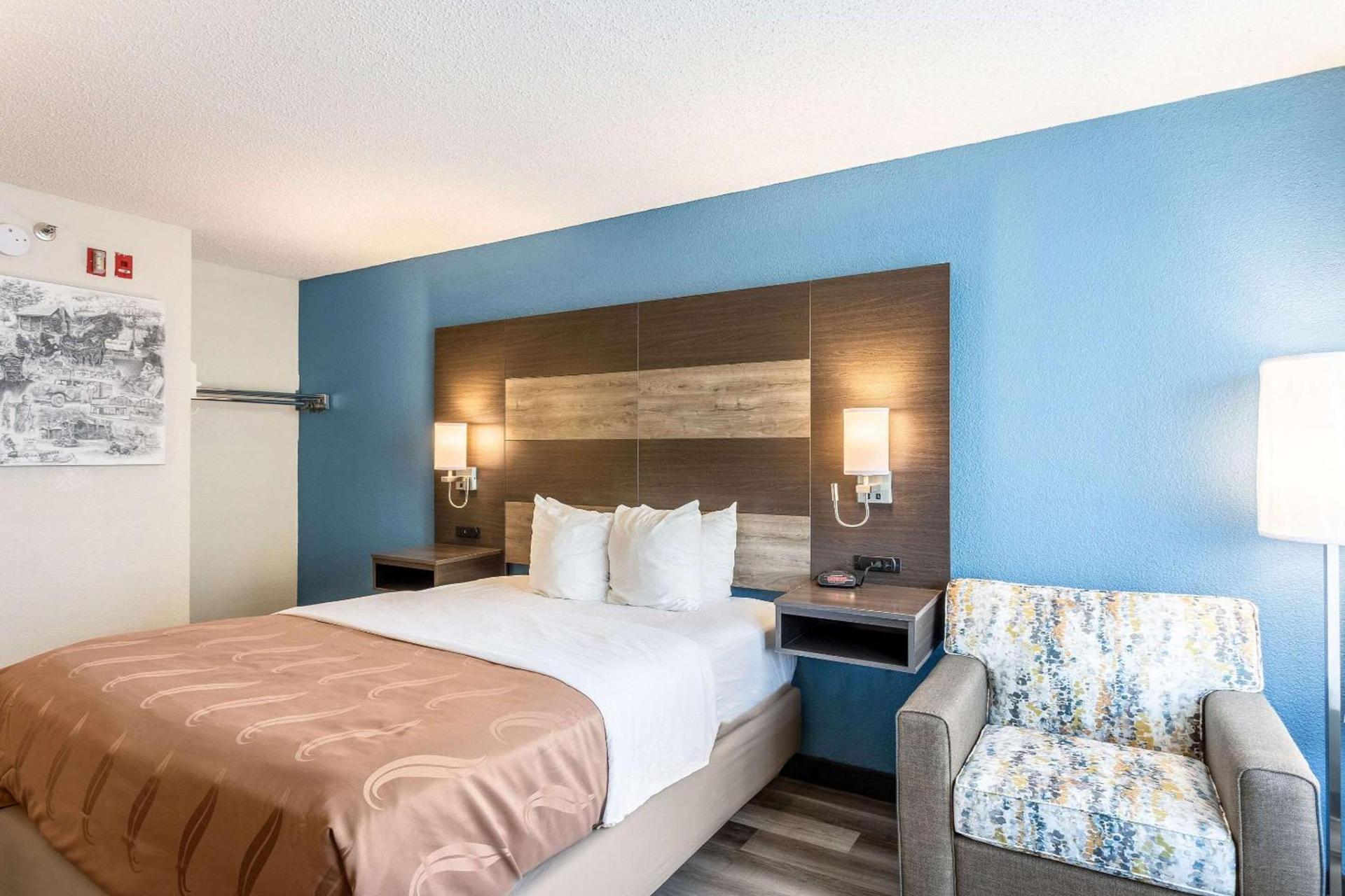 Quality Inn Branson On the Strip photo 9