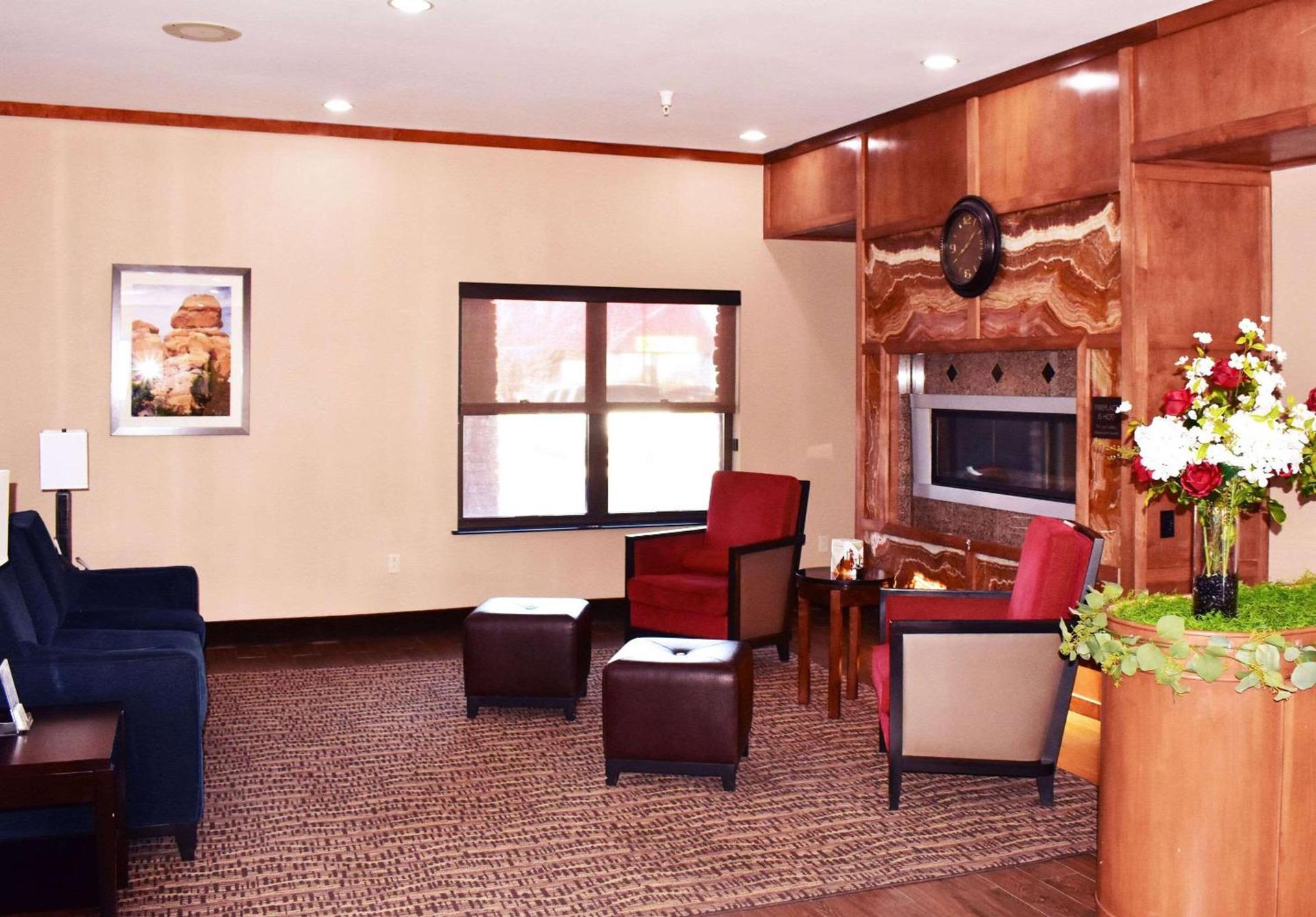 Comfort Suites Roswell North photo 8