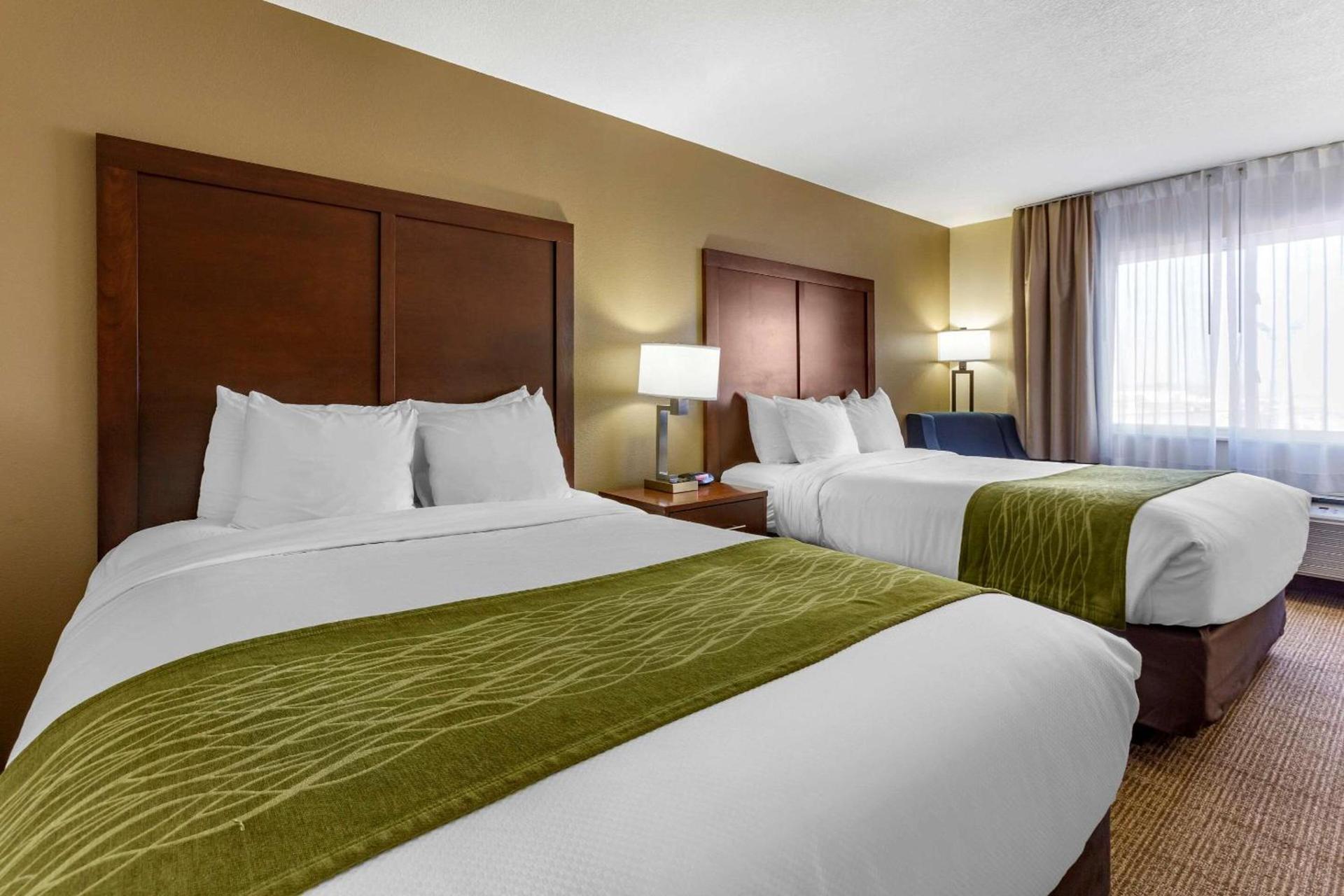 Comfort Inn & Suites Alameda at Albuquerque Balloon Fiesta Park photo 16