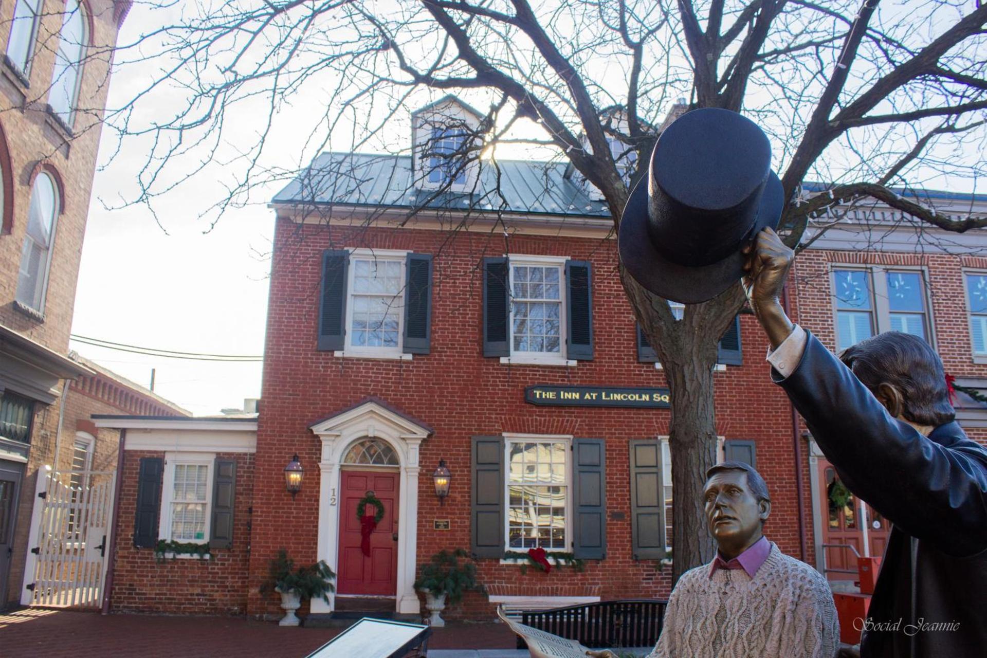 The Inn at Lincoln Square photo 28