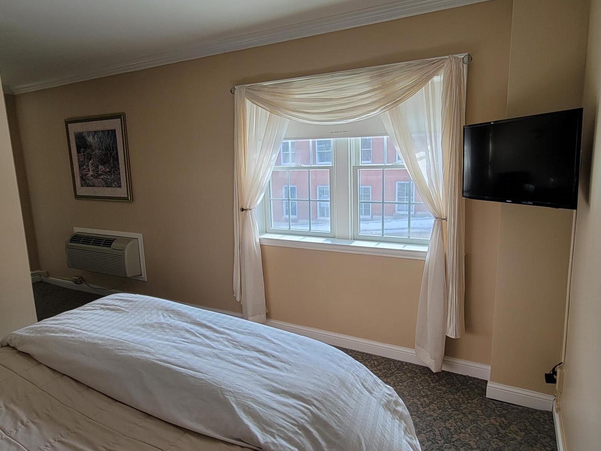 Lowell Inn photo 92