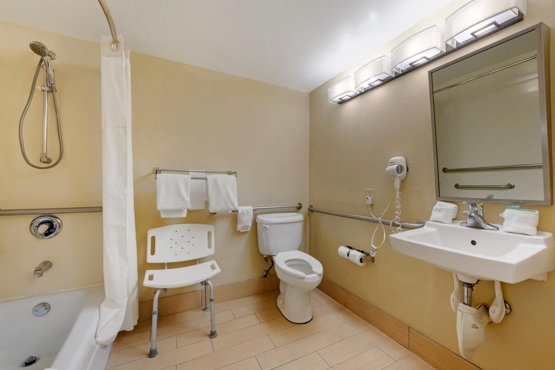 Best Western Downtown Stuart photo 27
