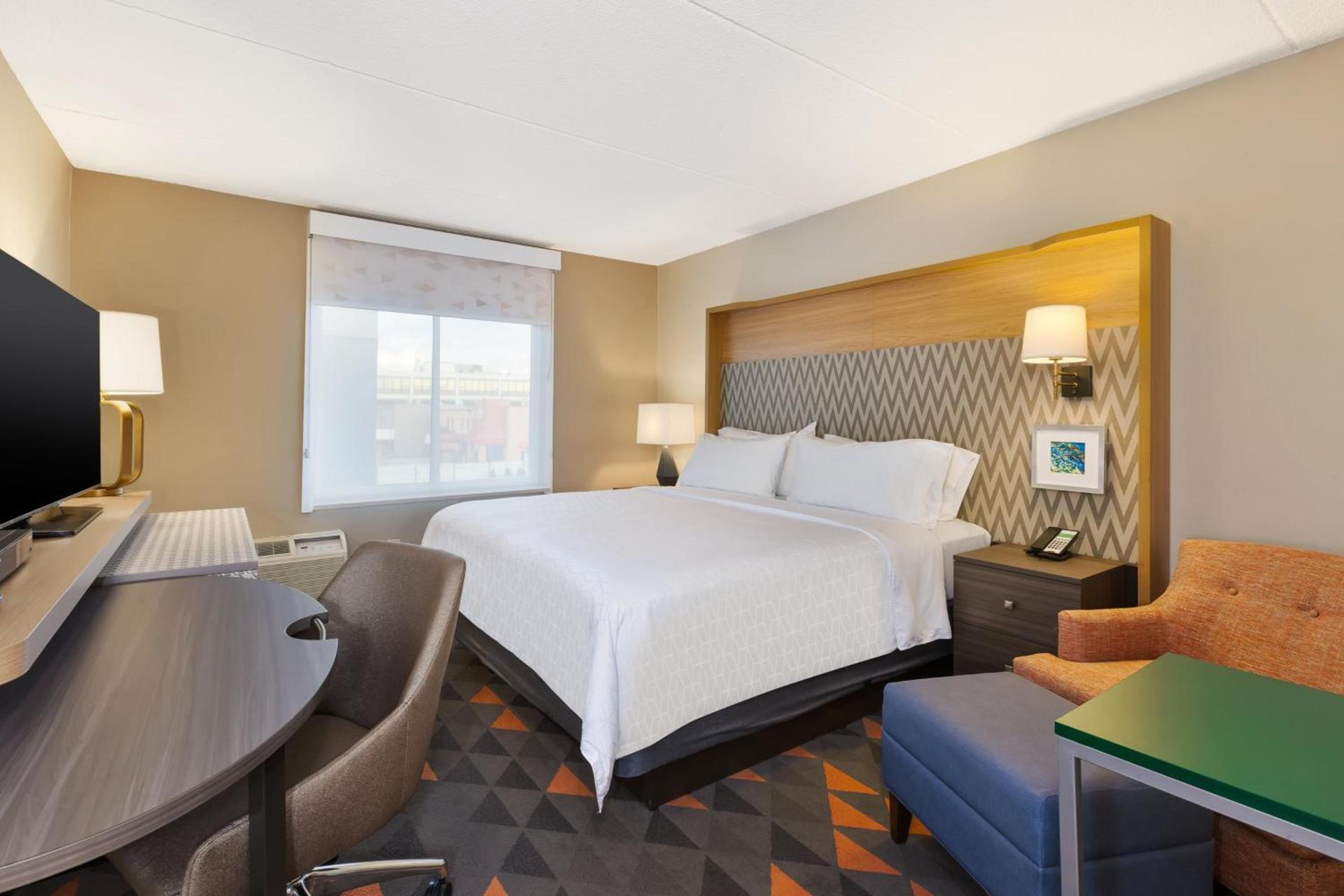 Holiday Inn Westbury-Long Island by IHG photo 31