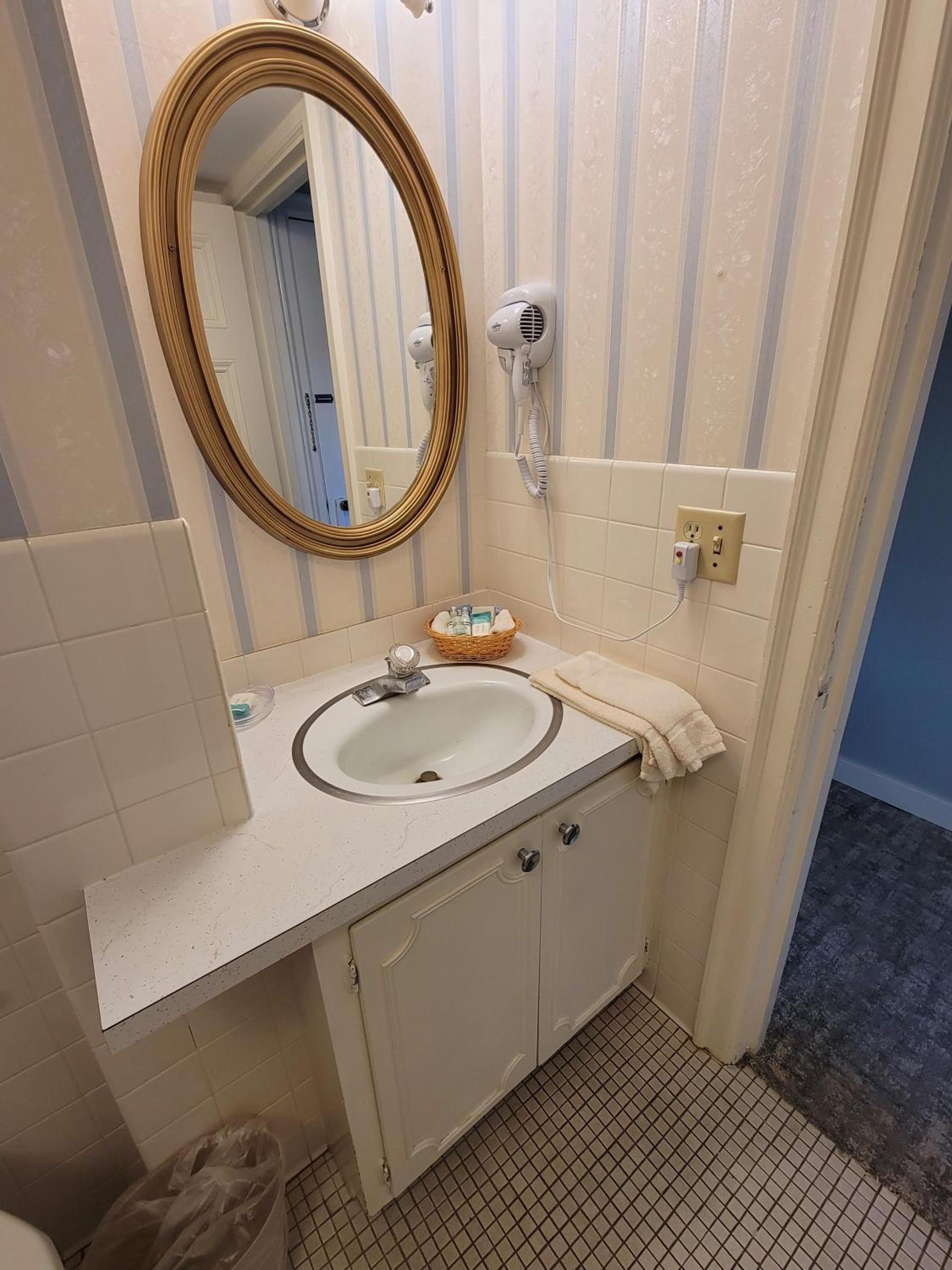 Lowell Inn photo 71