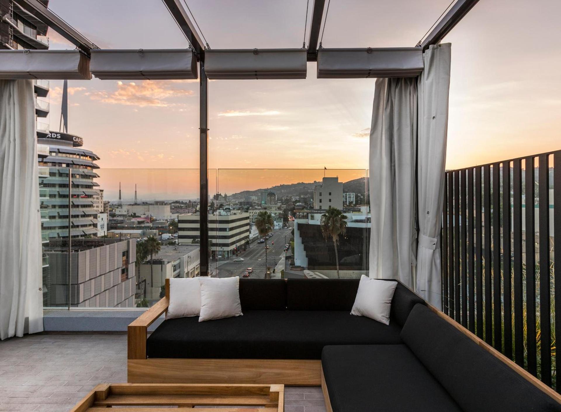 Kimpton Everly Hotel Hollywood by IHG photo 1