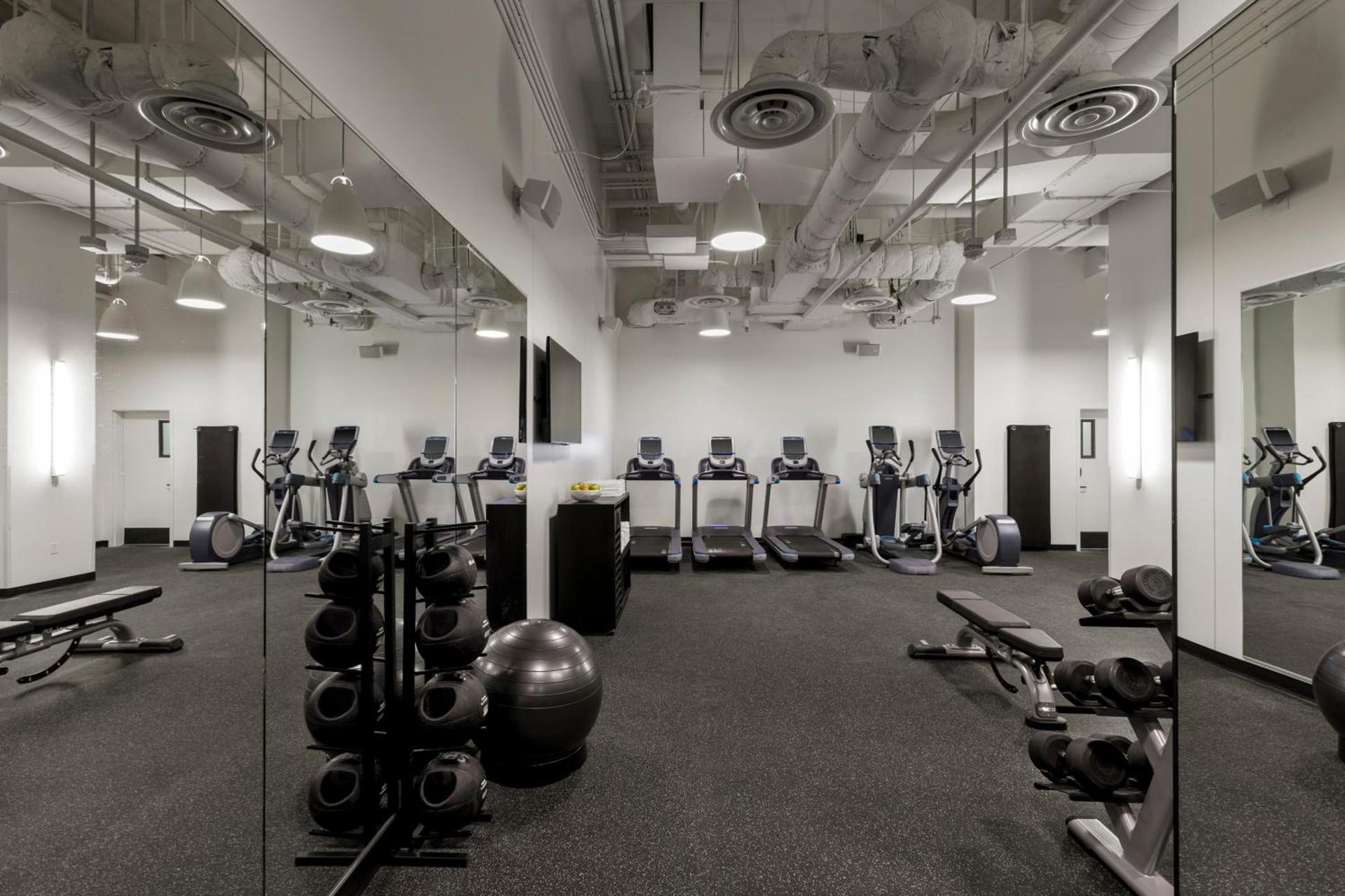 Kimpton Everly Hotel Hollywood by IHG photo 69