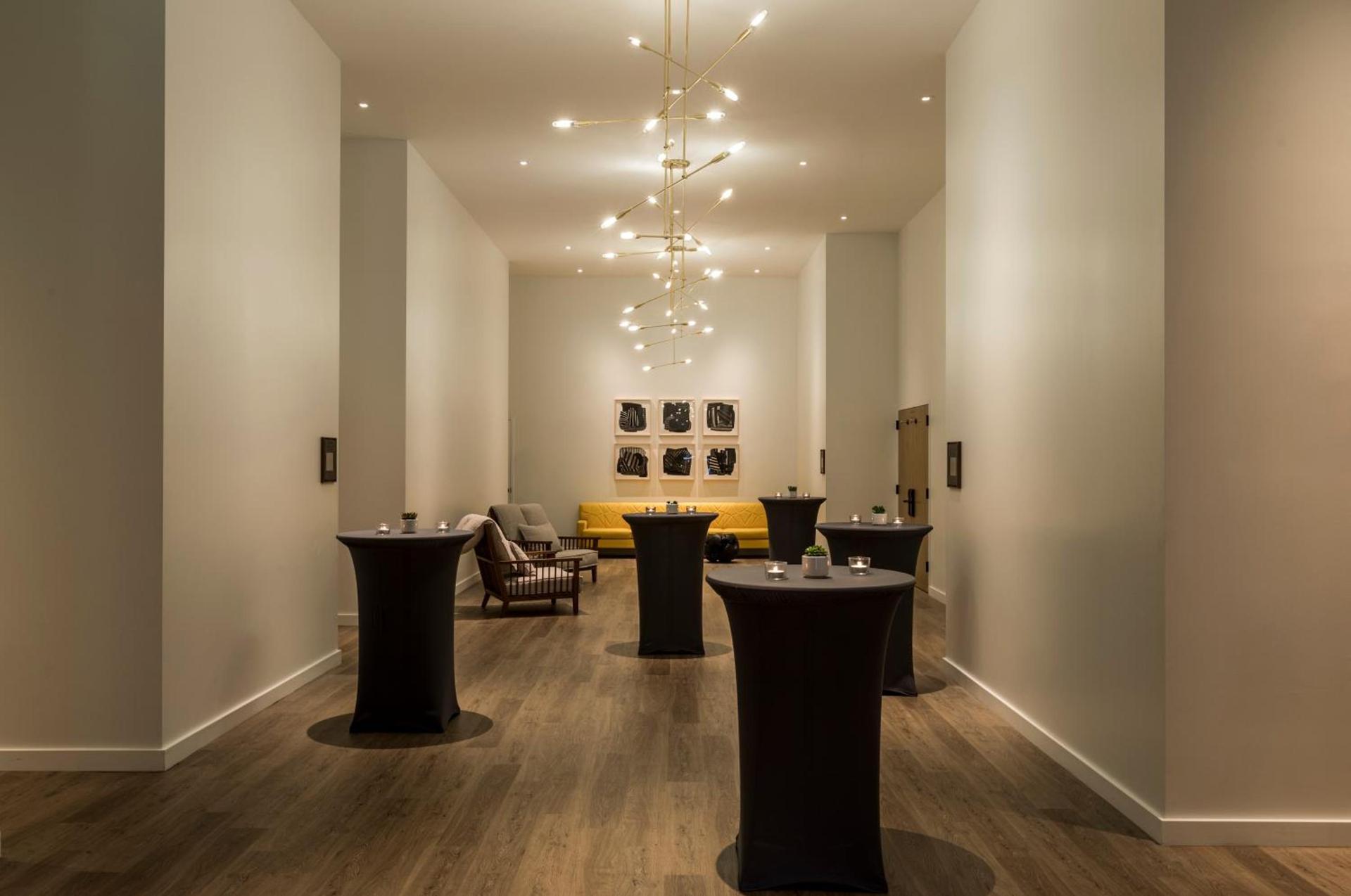 Kimpton Everly Hotel Hollywood by IHG photo 74