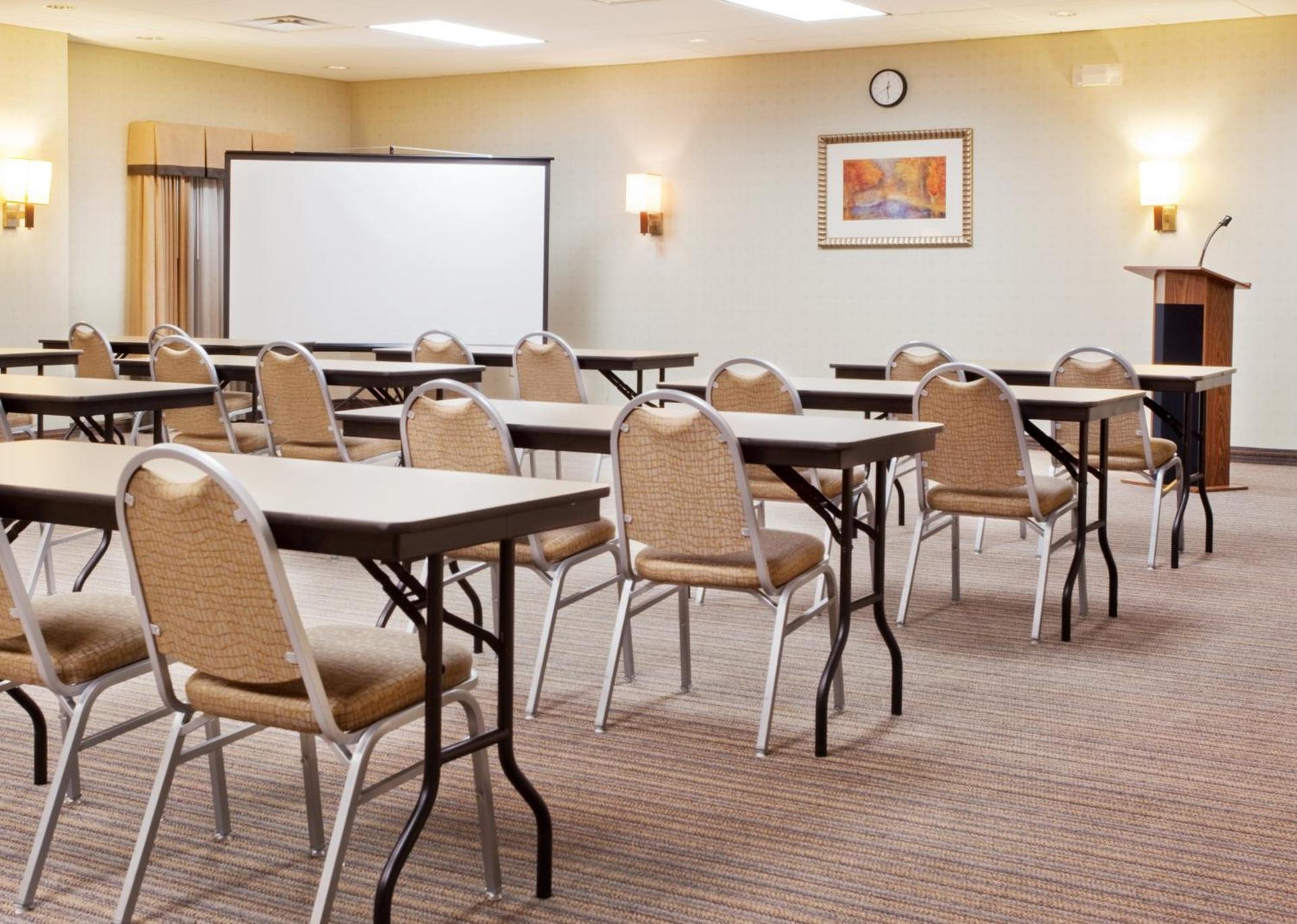 Holiday Inn Express Hotel & Suites Austell Powder Springs by IHG photo 50