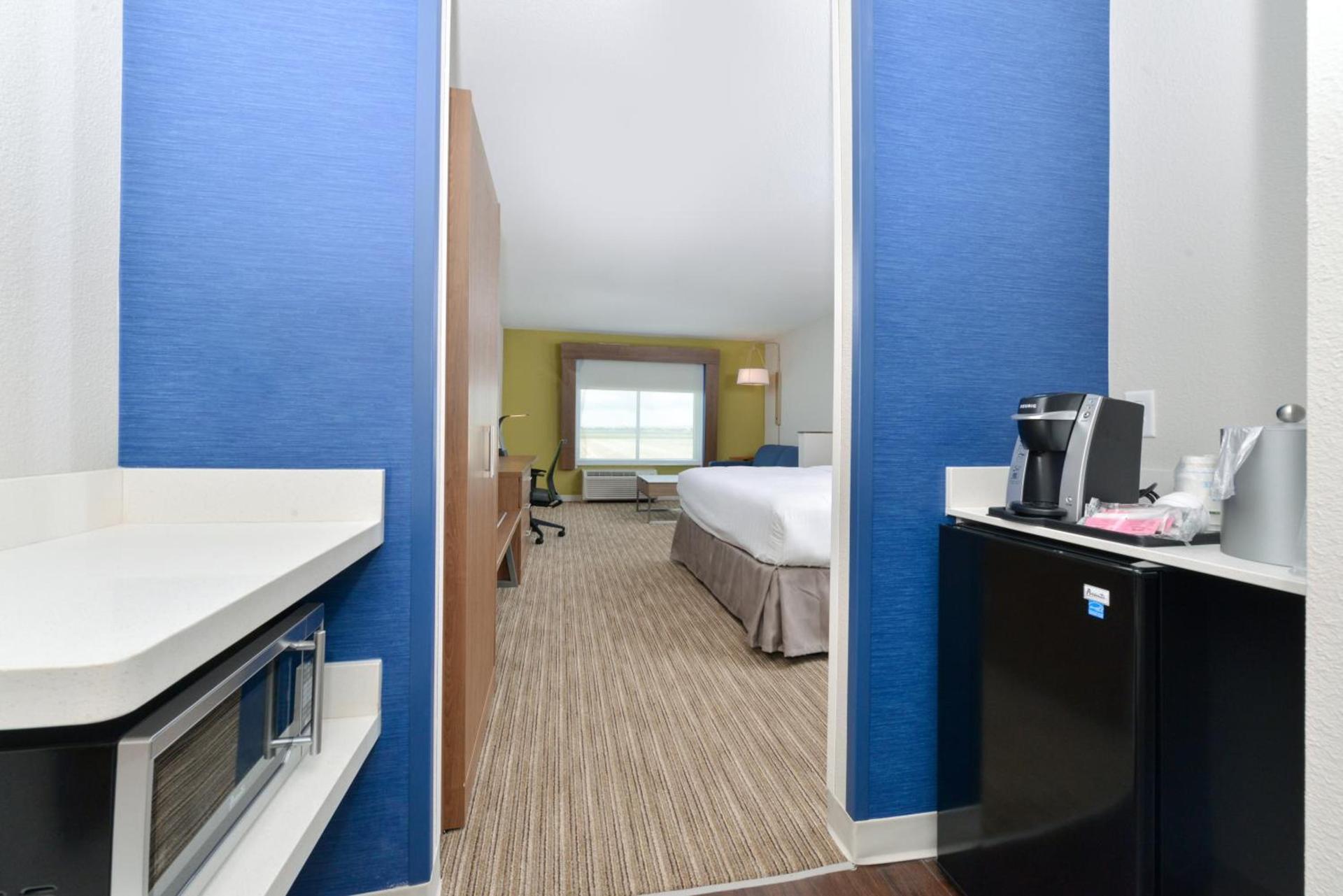 Holiday Inn Express & Suites - Ogallala by IHG photo 49