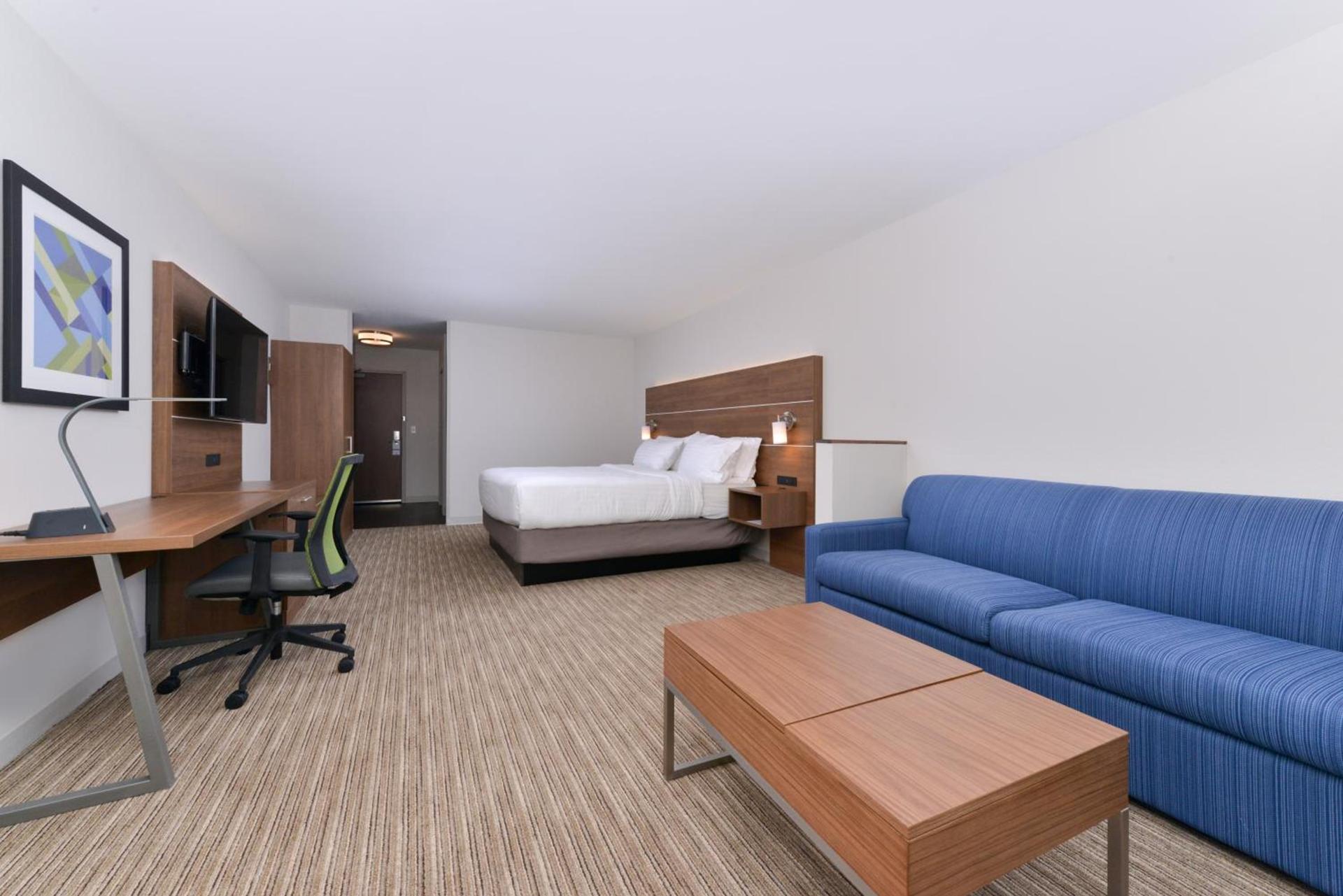 Holiday Inn Express & Suites - Ogallala by IHG photo 57