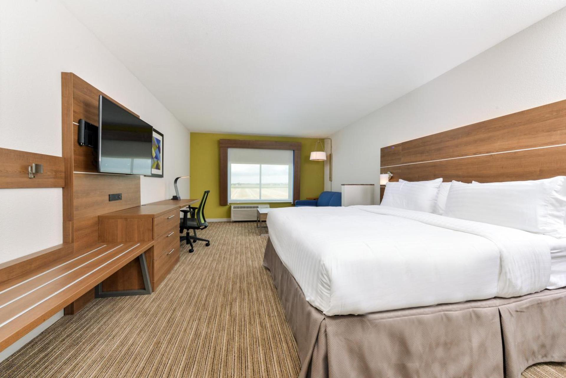 Holiday Inn Express & Suites - Ogallala by IHG photo 54