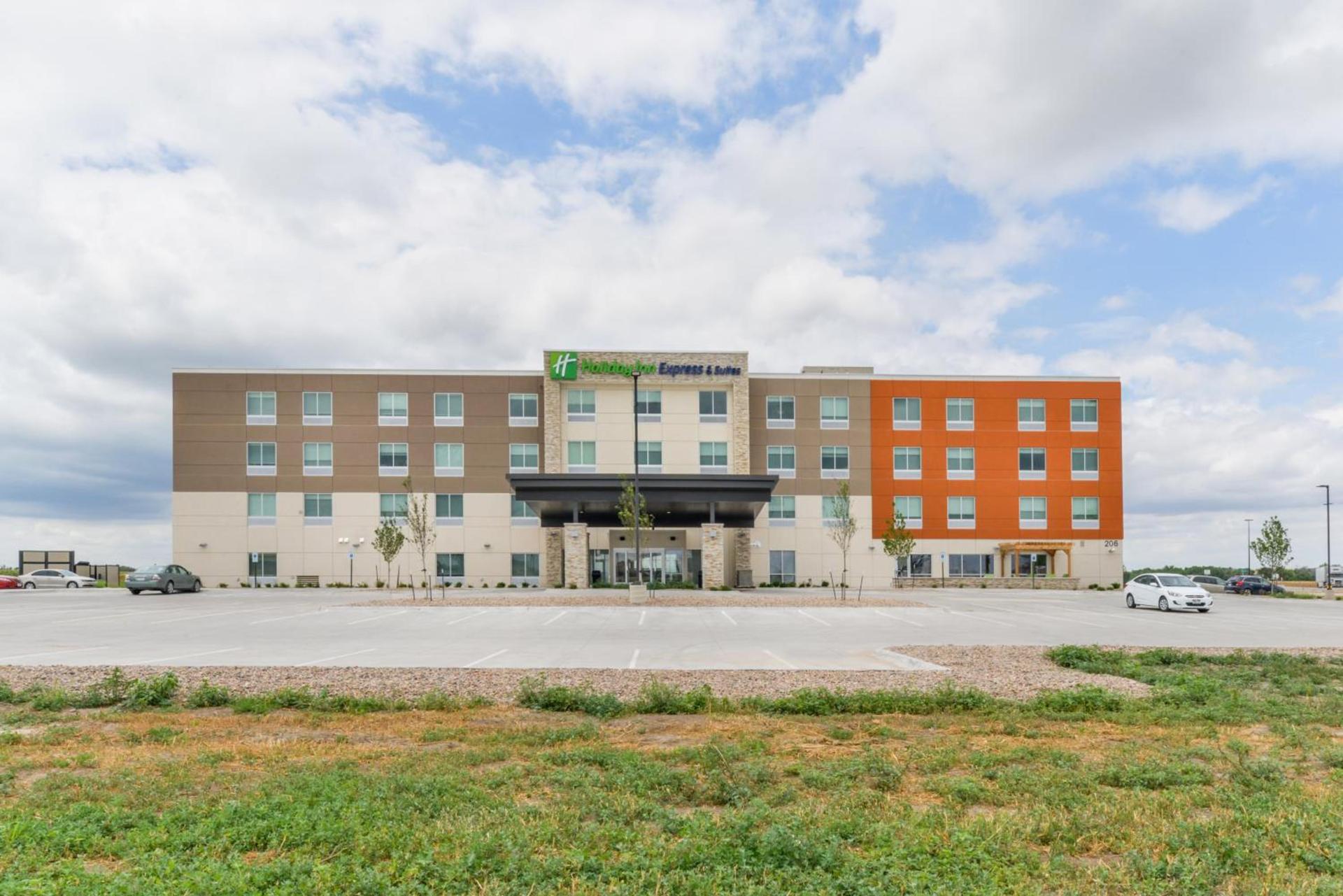 Holiday Inn Express & Suites - Ogallala by IHG photo 34