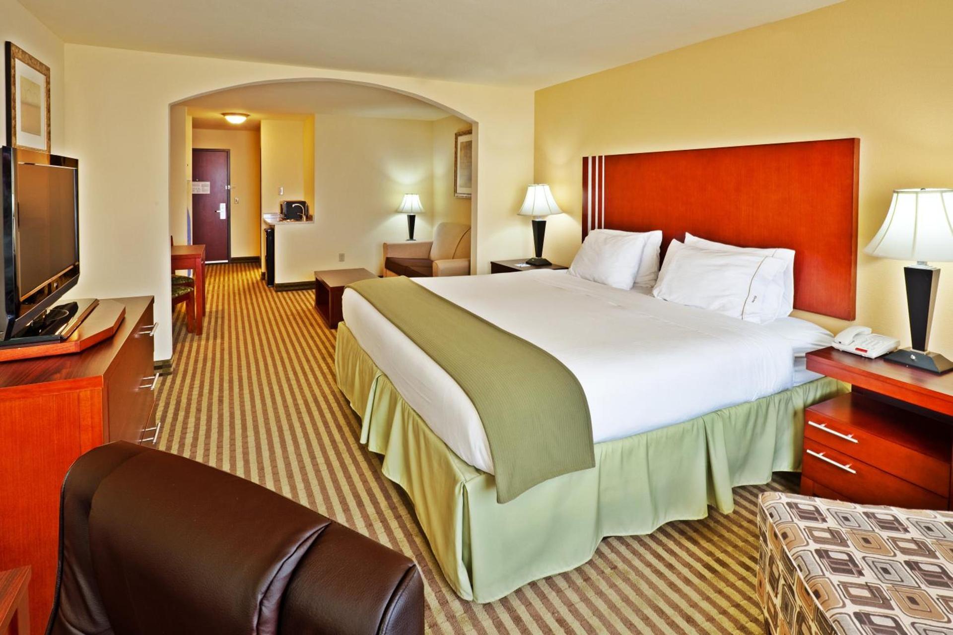 Holiday Inn Express Ponca City by IHG photo 16
