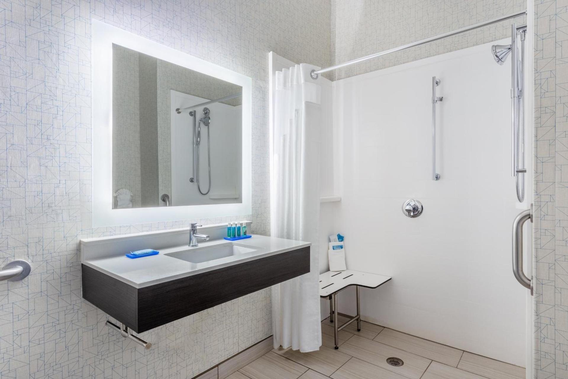 Holiday Inn Express Columbus - Ohio Expo Center by IHG photo 11