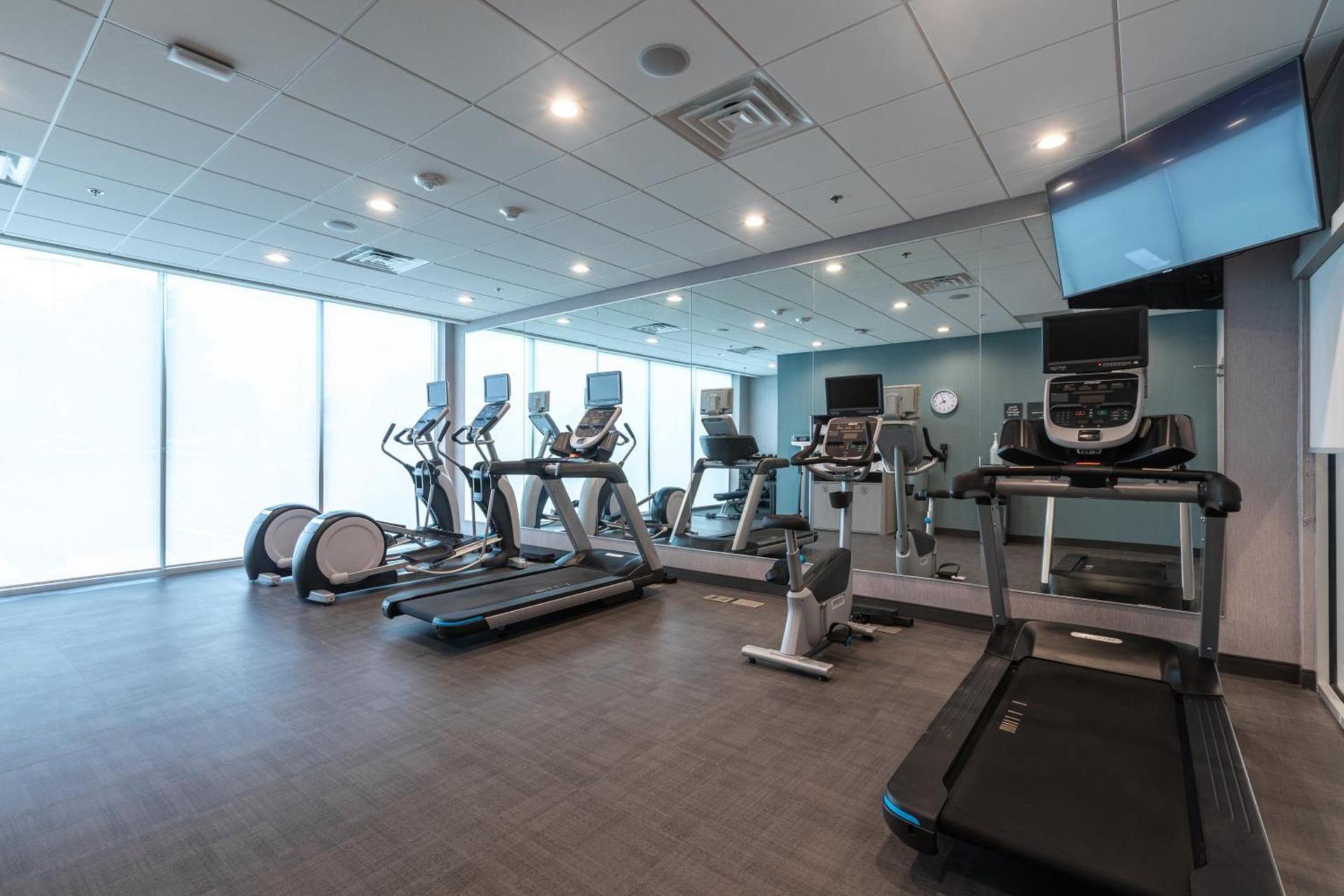 Holiday Inn Greenville - Woodruff Road by IHG photo 61