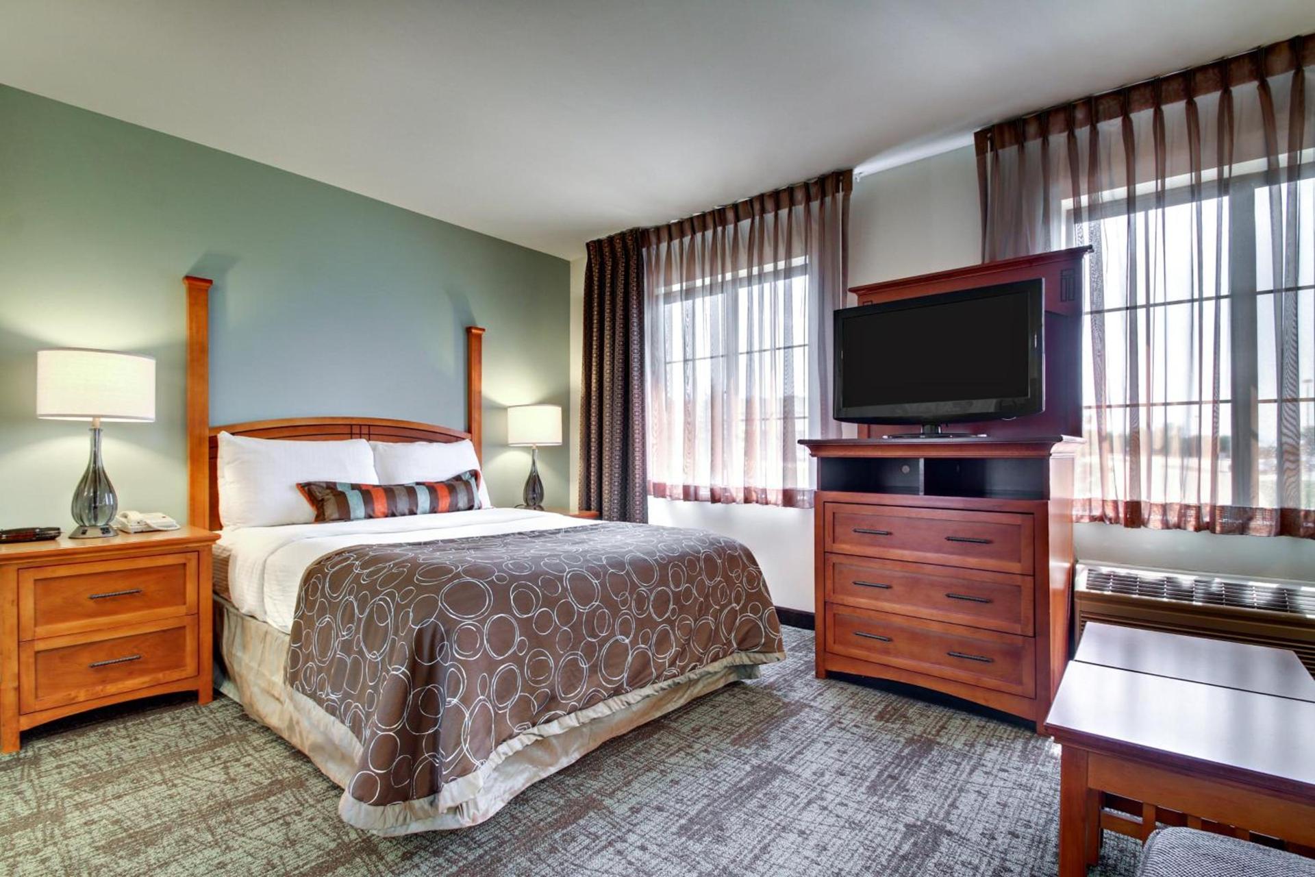 Staybridge Suites Madison - East by IHG photo 9