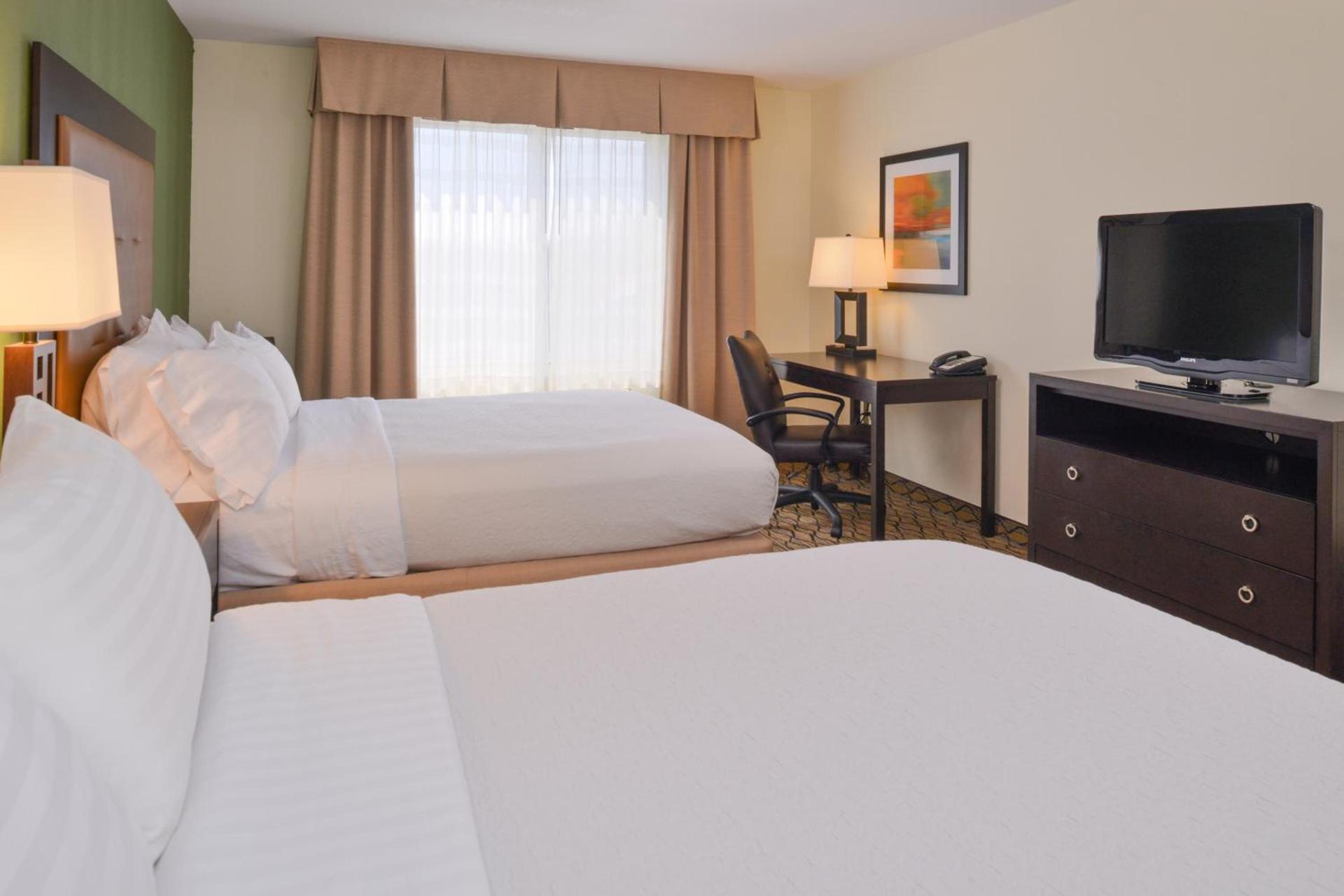 Holiday Inn Poplar Bluff by IHG photo 64