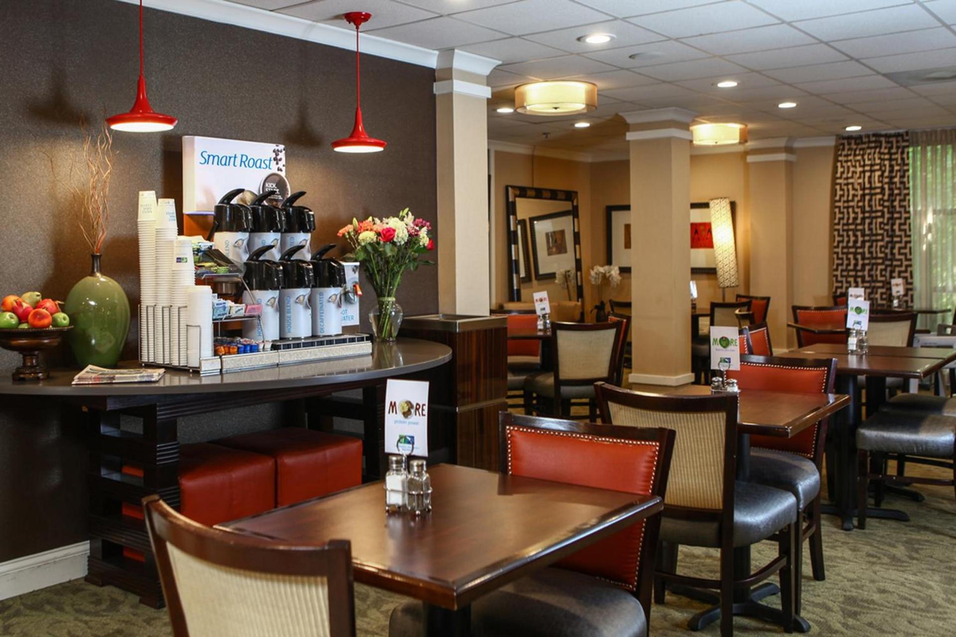Holiday Inn Express Hotel & Suites - Atlanta/Emory University Area by IHG photo 27