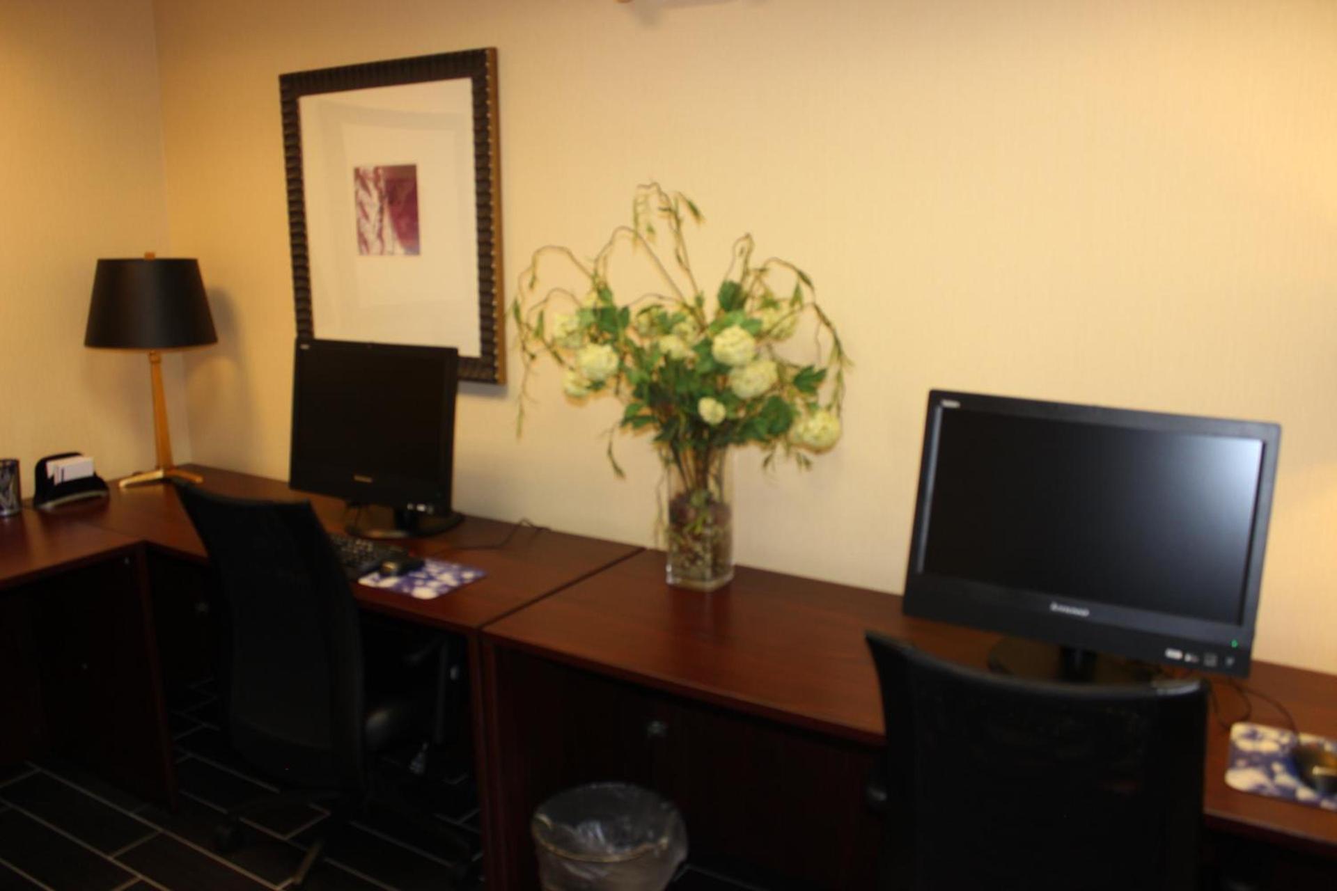 Holiday Inn Express Hotel & Suites - Atlanta/Emory University Area by IHG photo 32