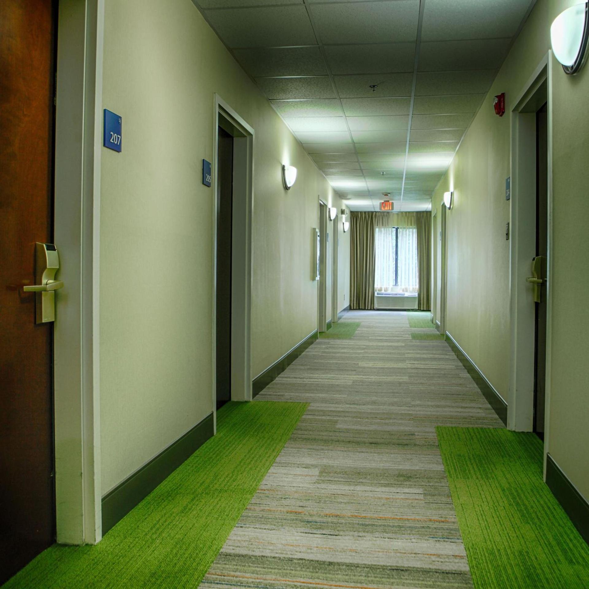 Holiday Inn Express Hotel & Suites - Atlanta/Emory University Area by IHG photo 37
