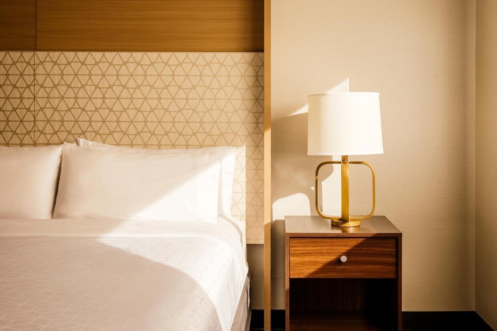 Holiday Inn Santa Ana-Orange Co Arpt by IHG photo 17