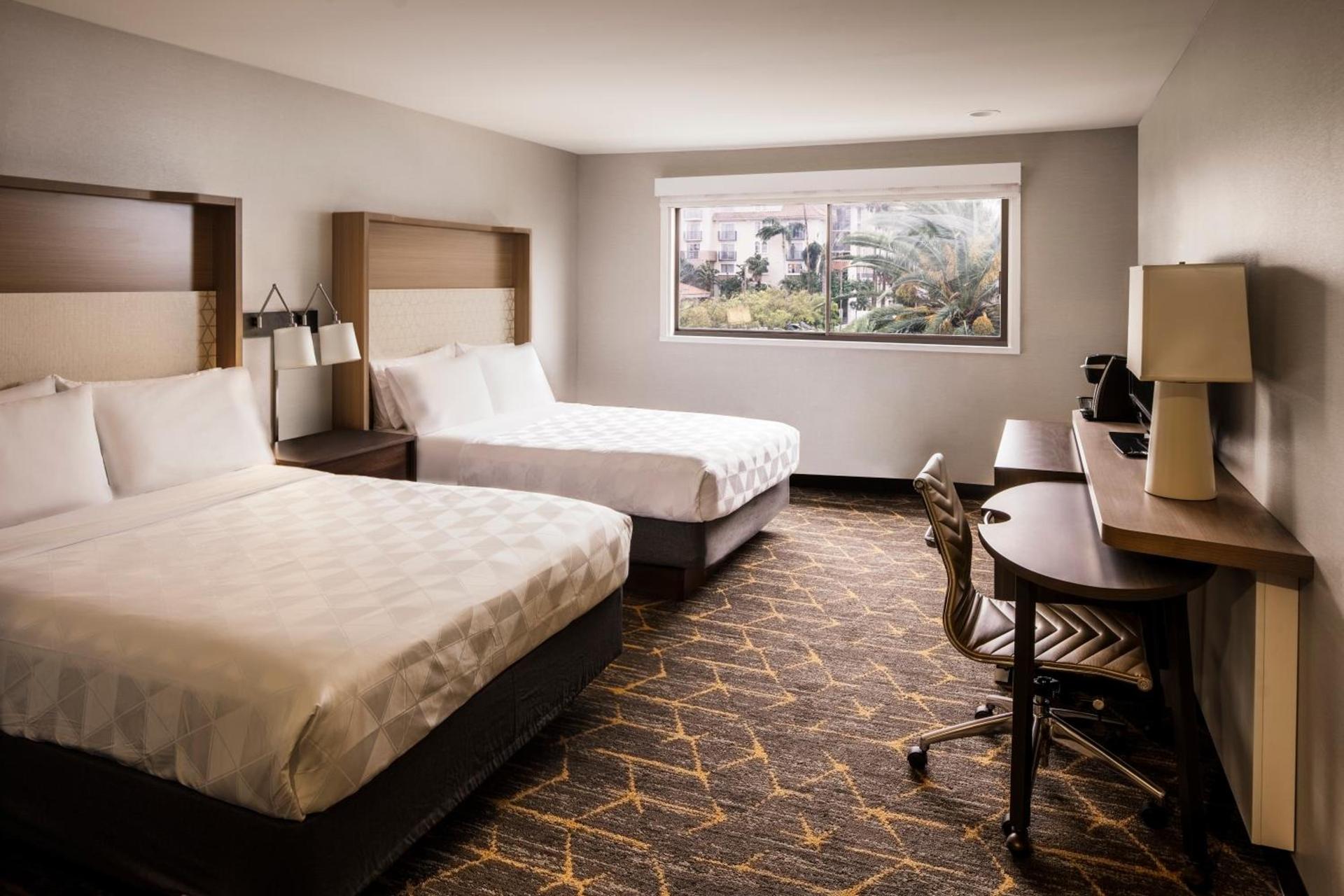 Holiday Inn Santa Ana-Orange Co Arpt by IHG photo 15