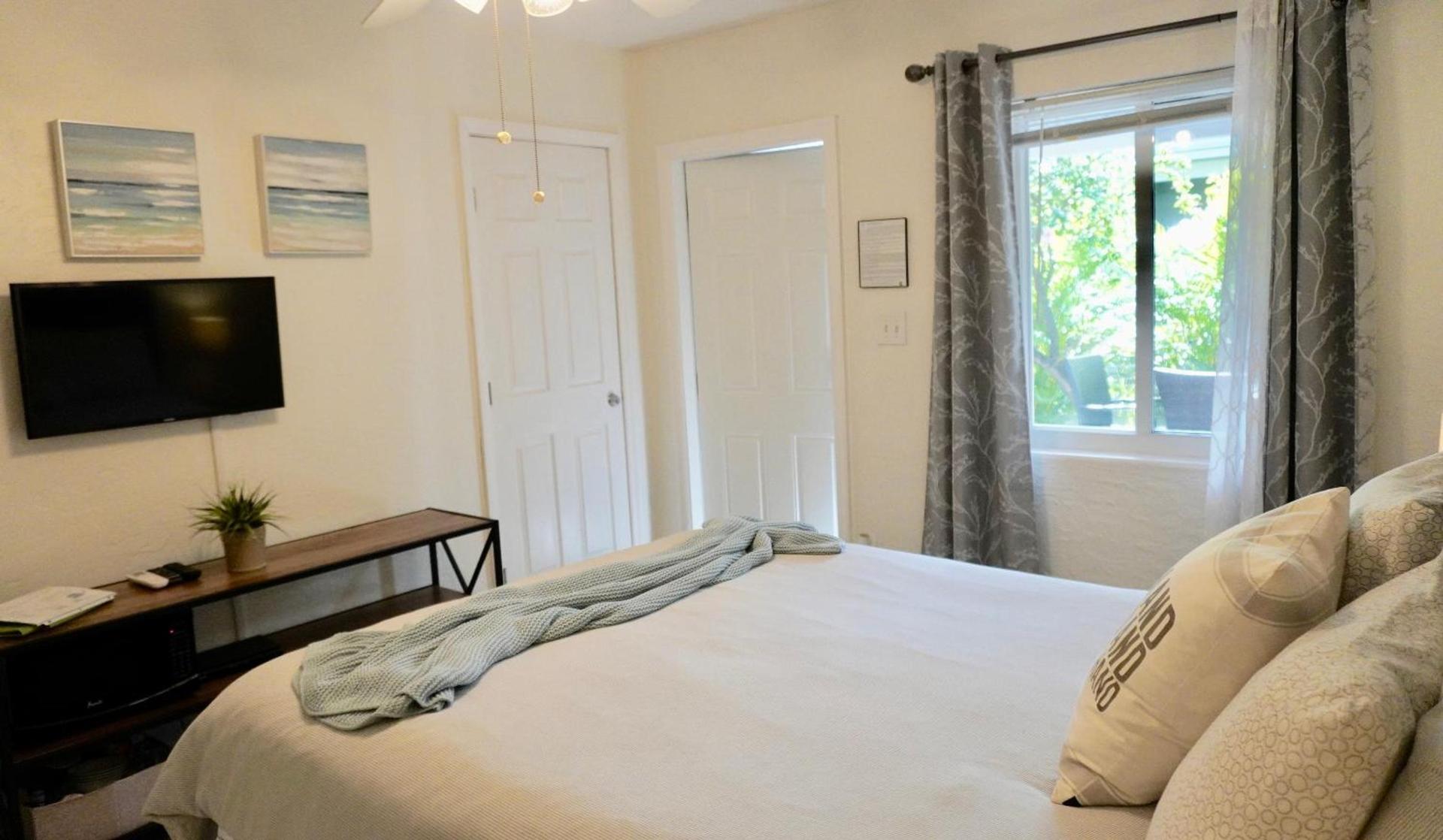 4145 By The Sea Inn & Suites photo 49