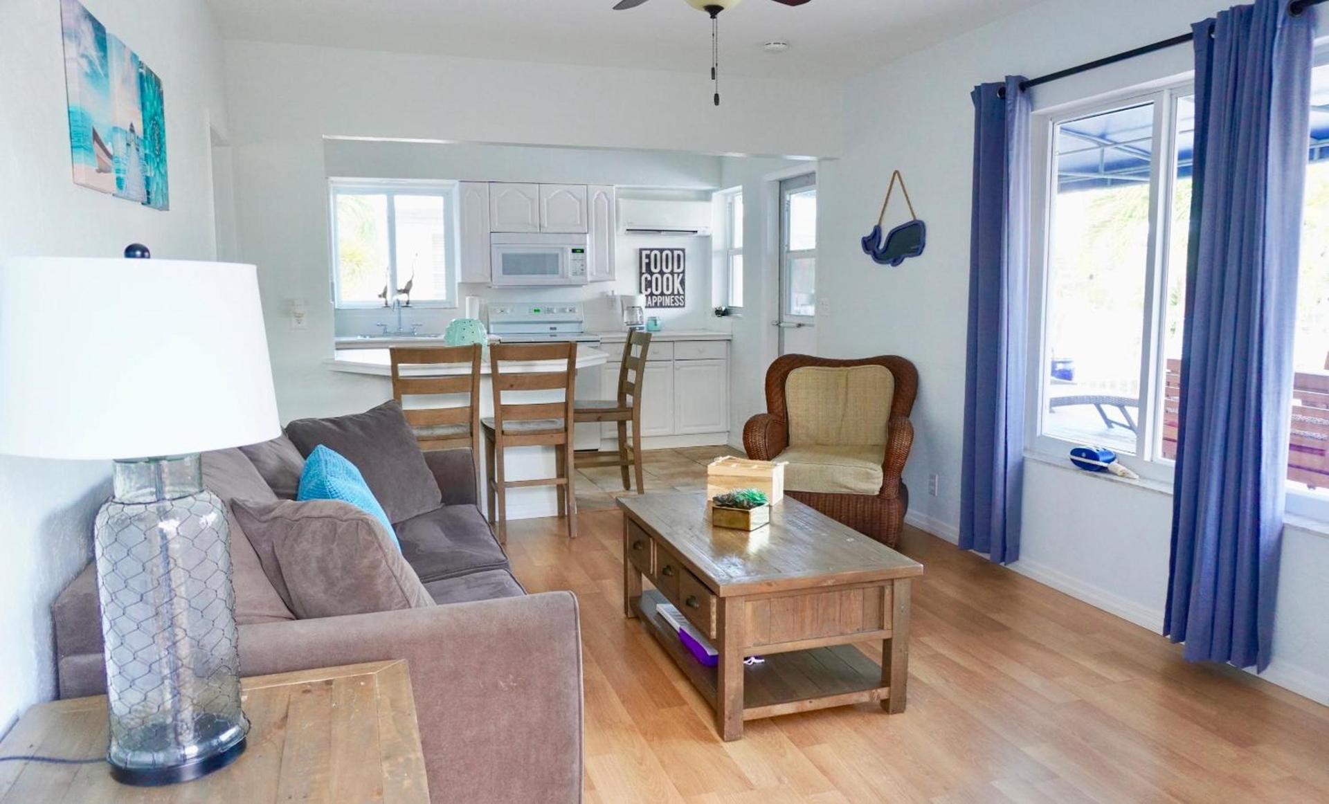 4145 By The Sea Inn & Suites photo 92