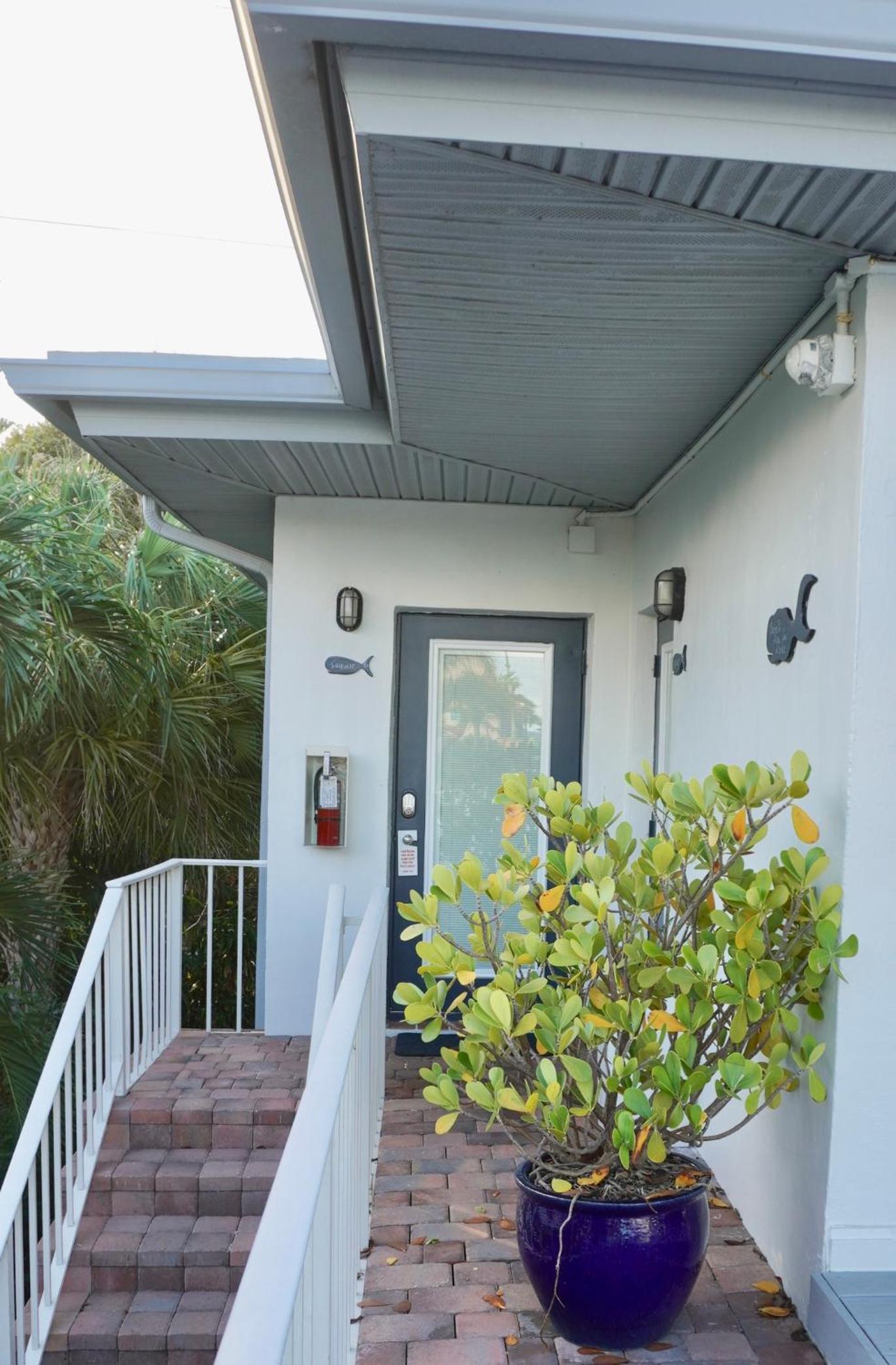 4145 By The Sea Inn & Suites photo 93