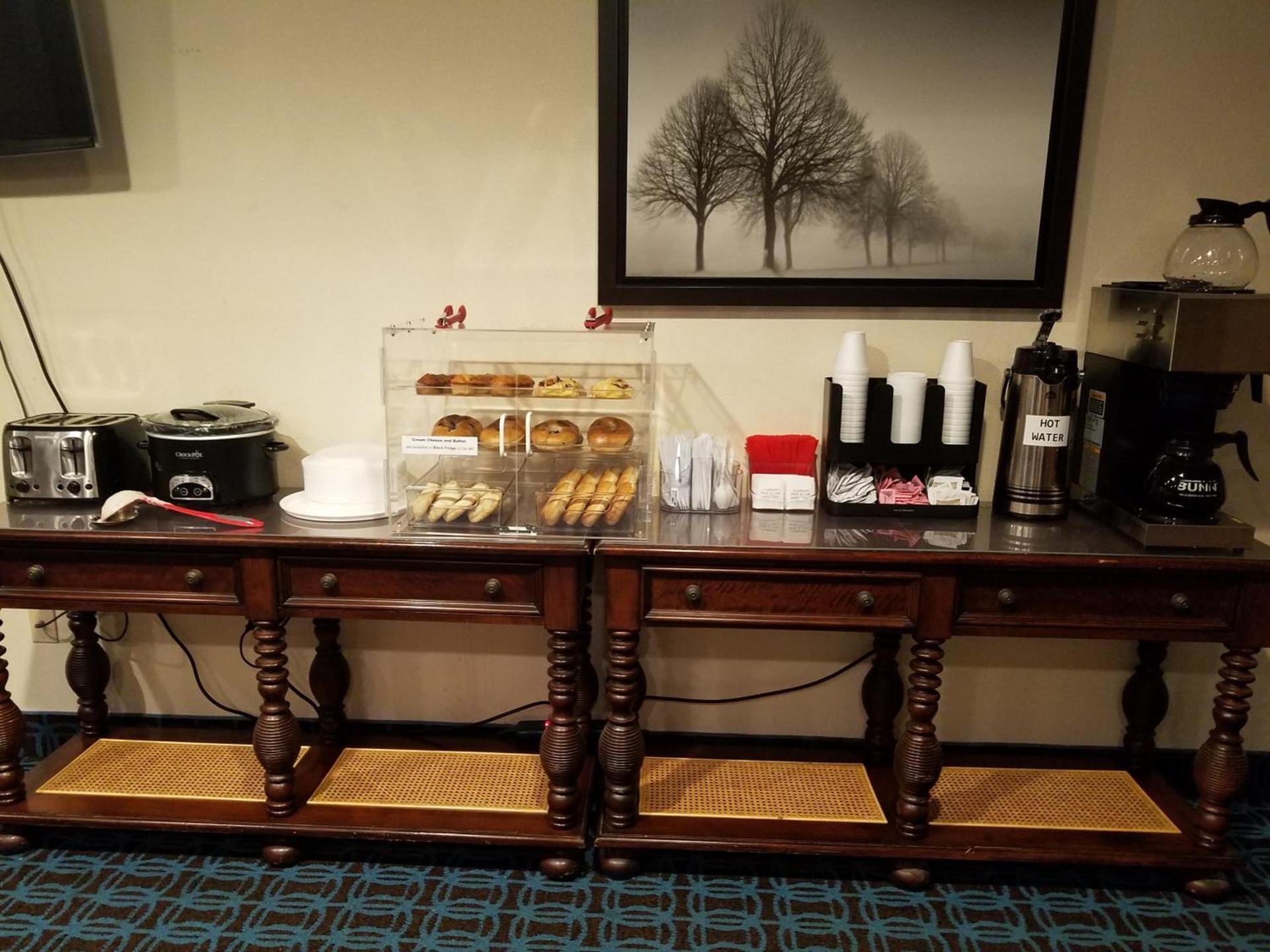 Country Hearth Inn & Suites - Kenton photo 30